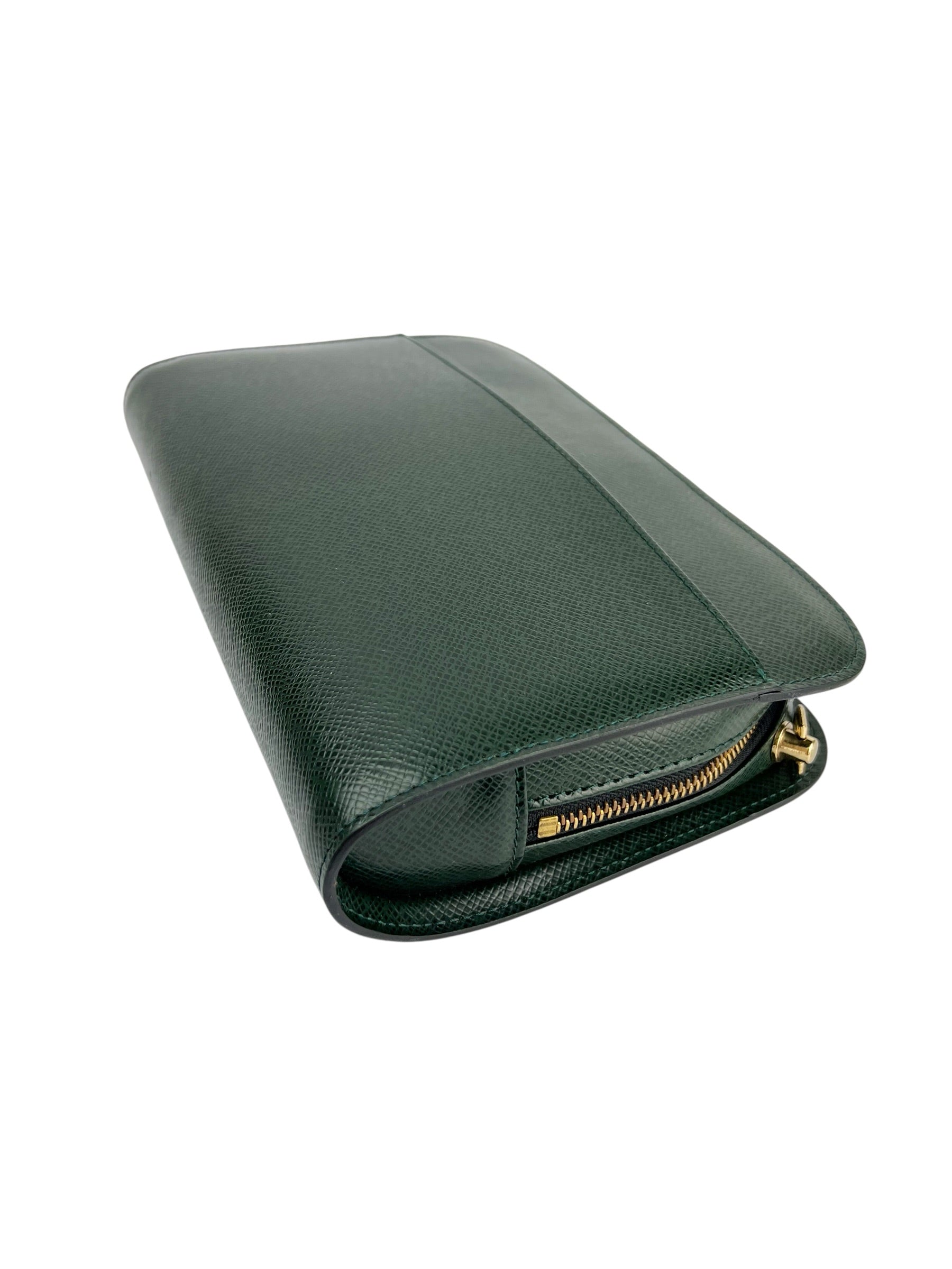 louis-vuitton-dark-green-epi-orsay---3