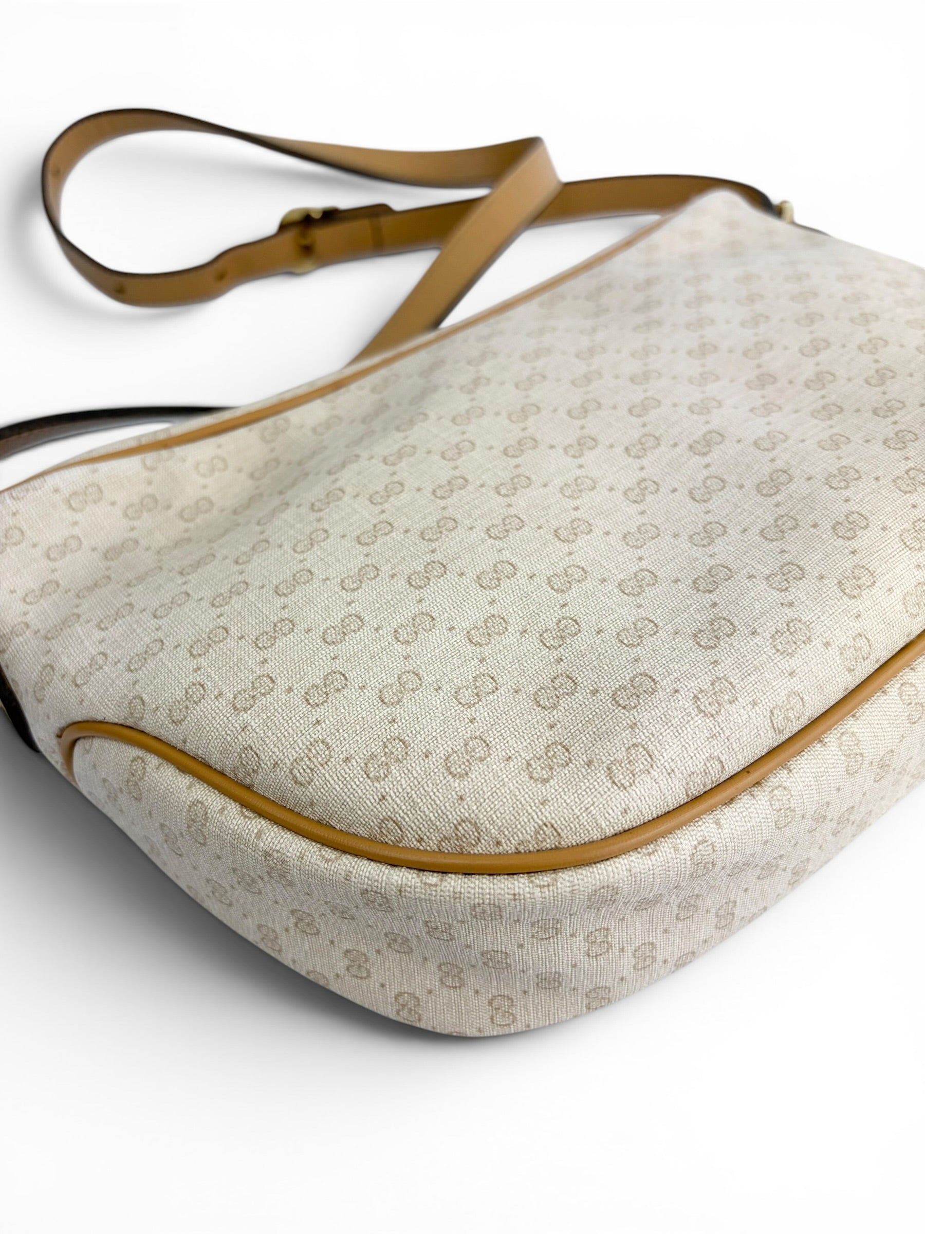gucci-cream---tan-vintage-crossbody-7