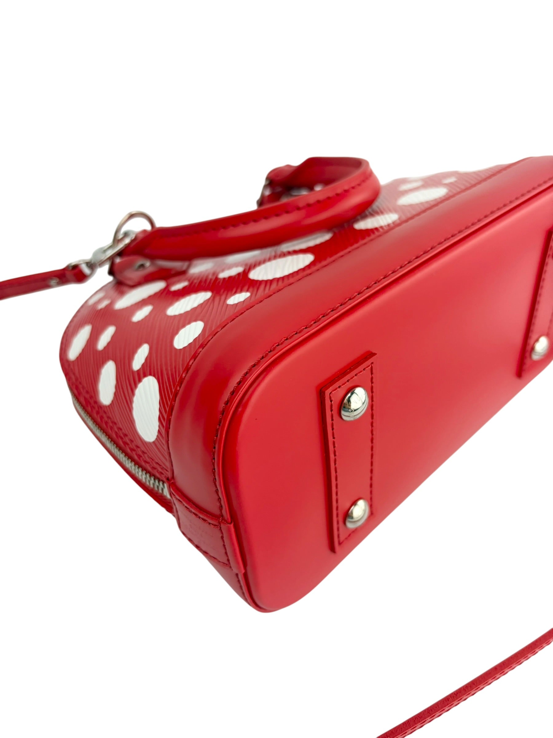 louis-vuitton-x-yk-epi-limited-edition-alma-bb-6