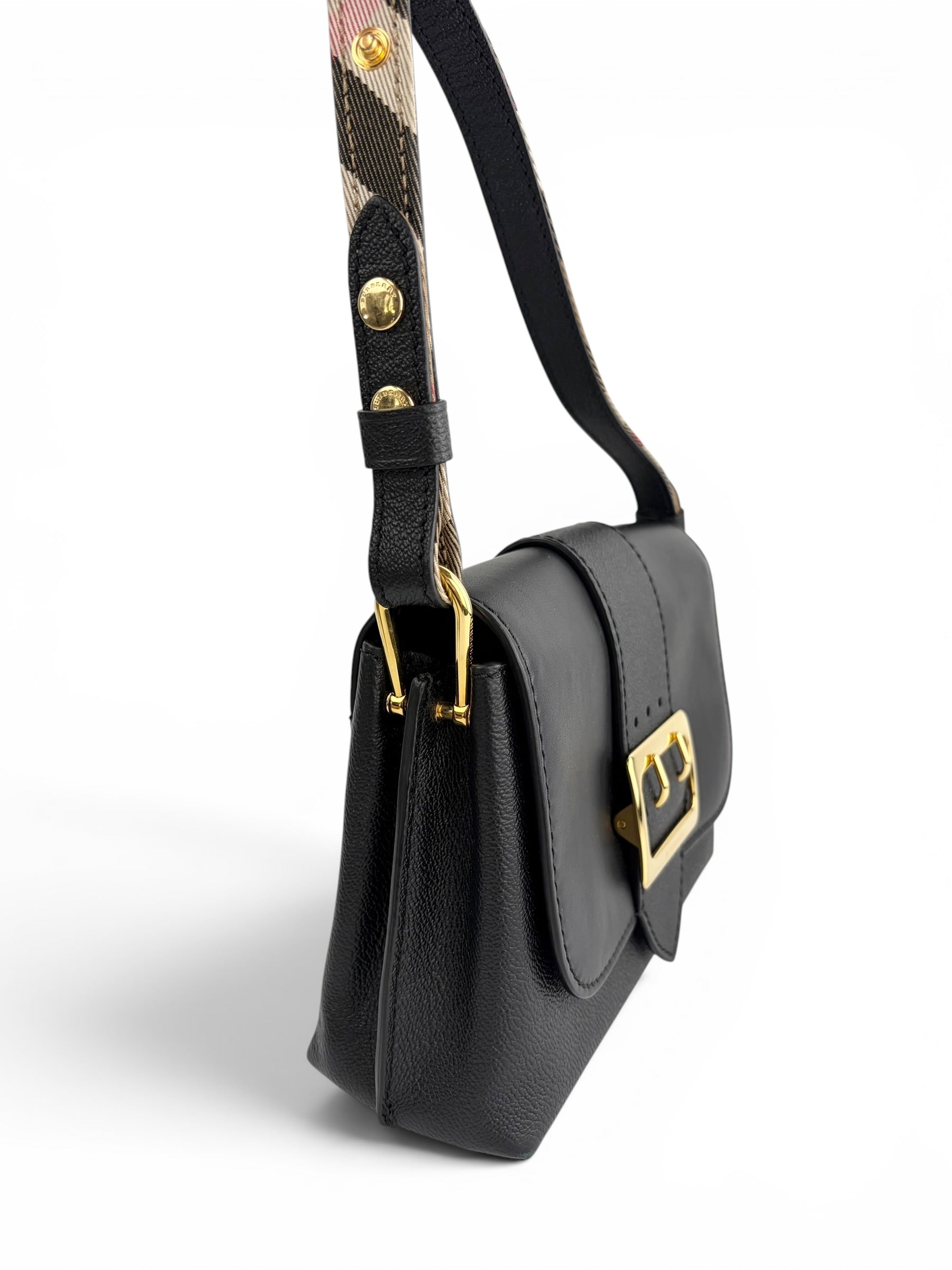 burberry-black-leather-crossbody--3
