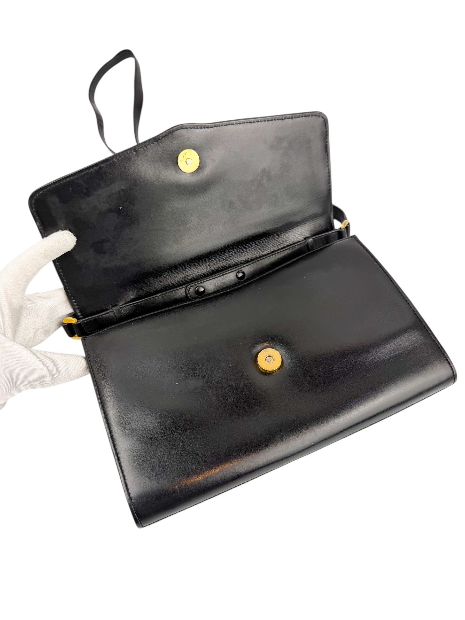 gucci-black-box-leather-vintage-crossbody-clutch-6