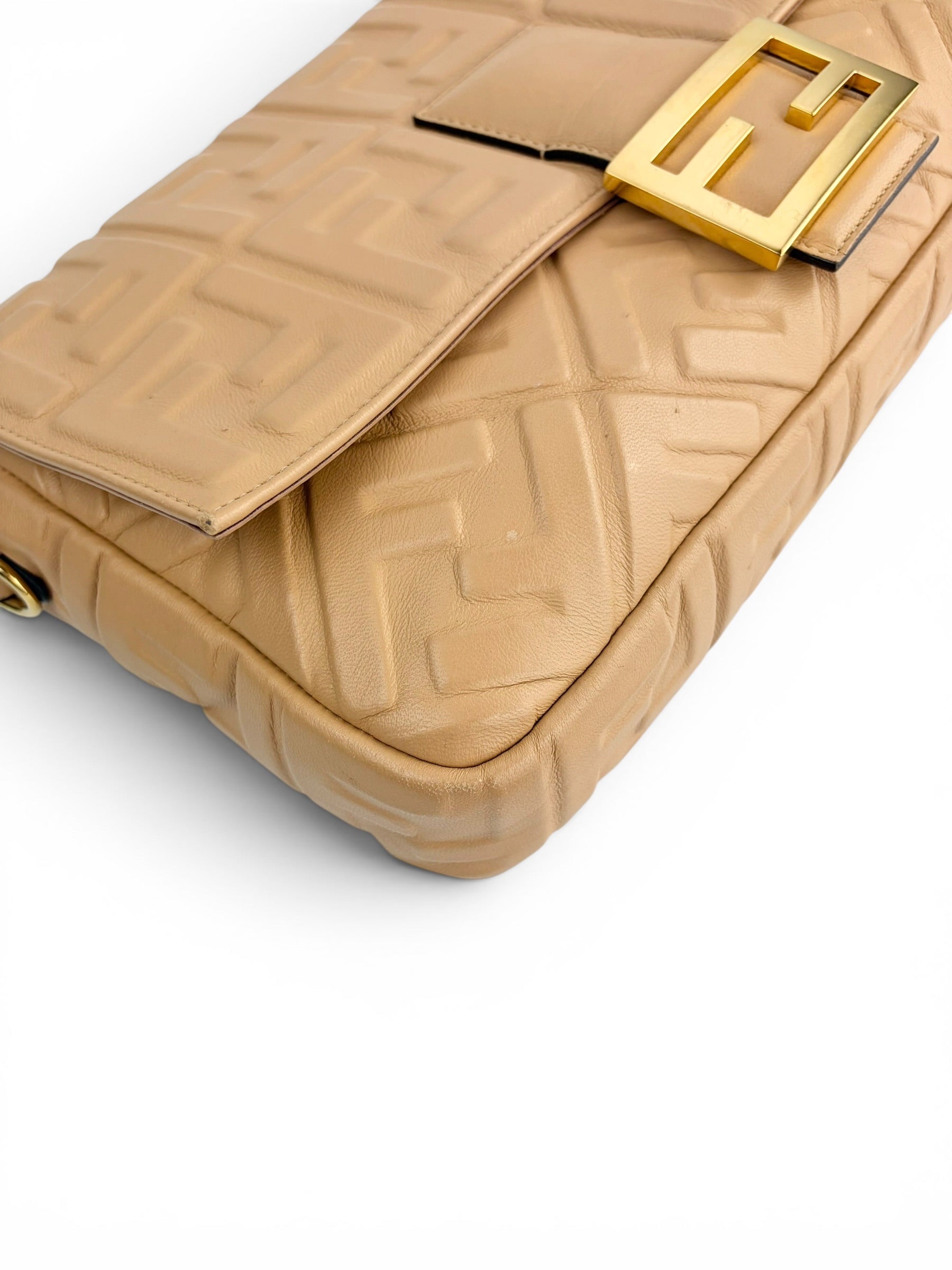 fendi-camel-leather-embossed-zucca-large-baguette-7