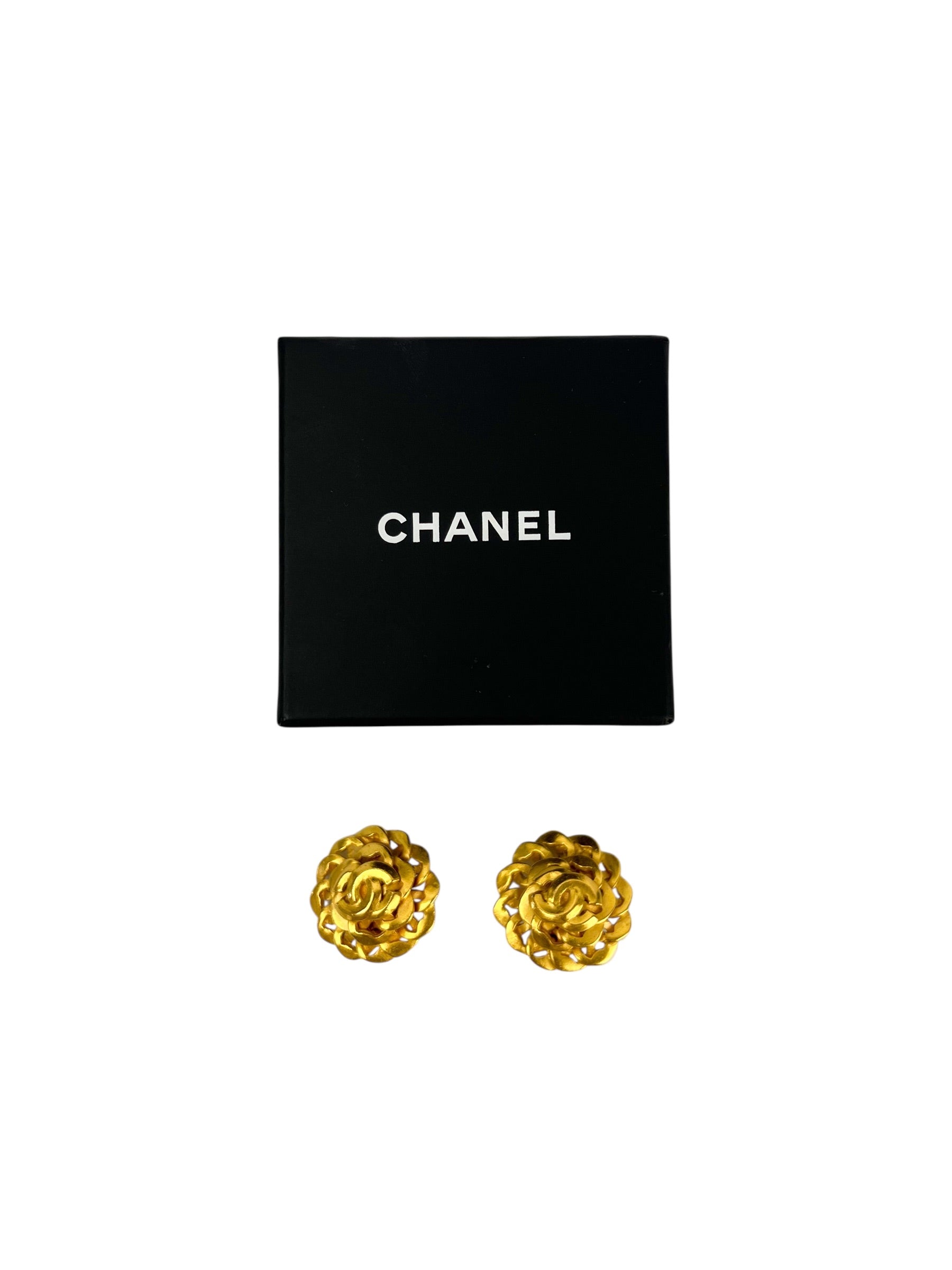 chanel-vintage-1996-clip-on-s---8