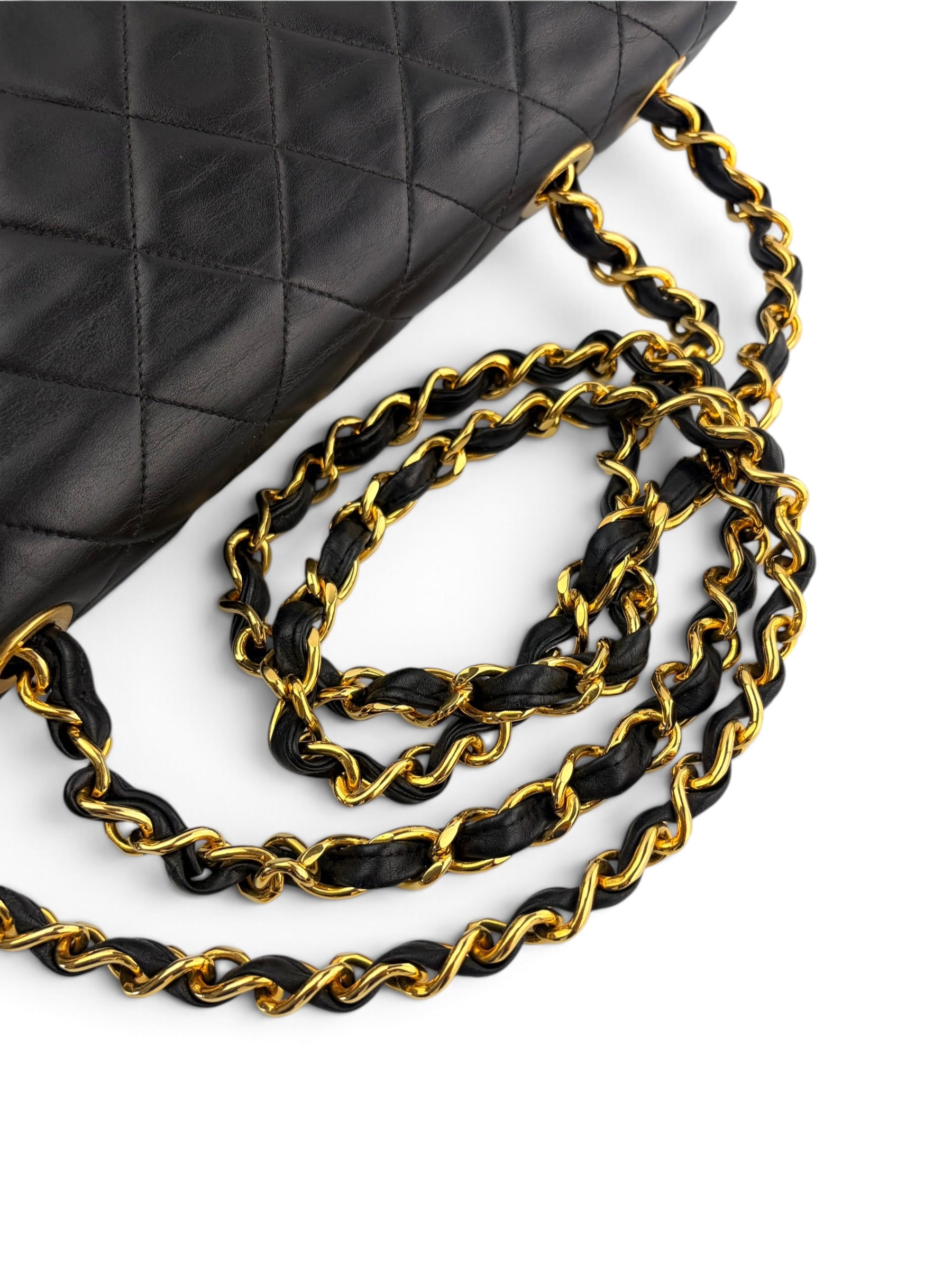 chanel-vintage-maxi-single-flap-5