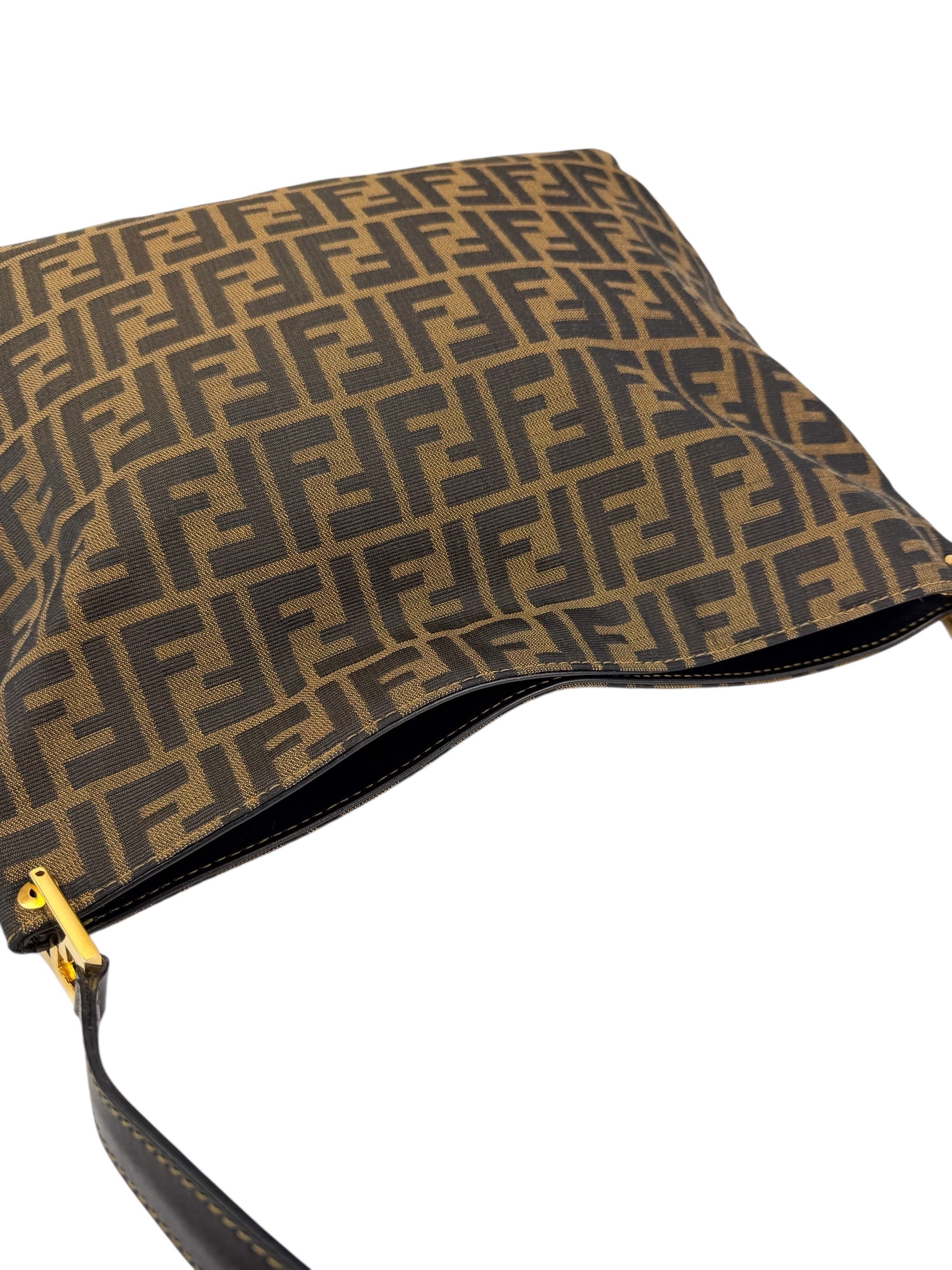 fendi-vintage-zucca-print-large-tote-9