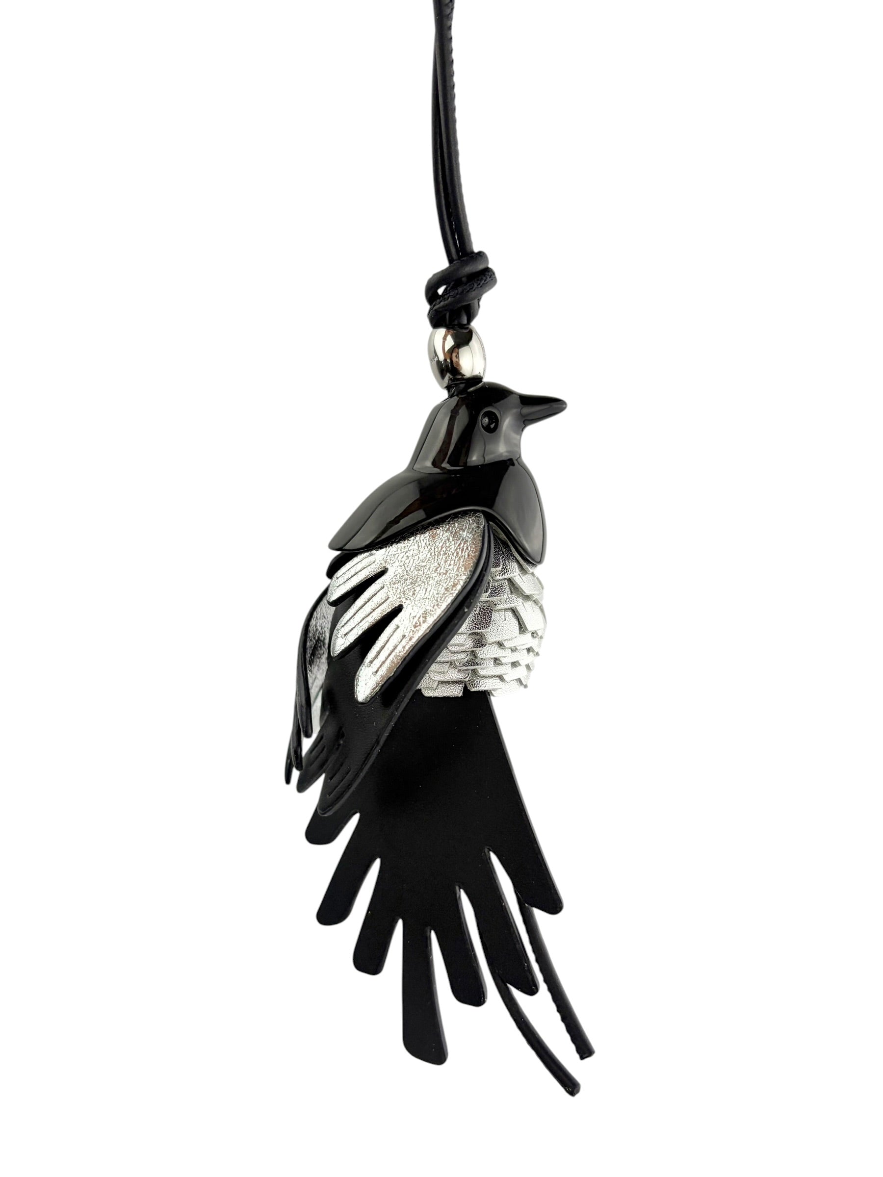 loewe-magpie-charm--1