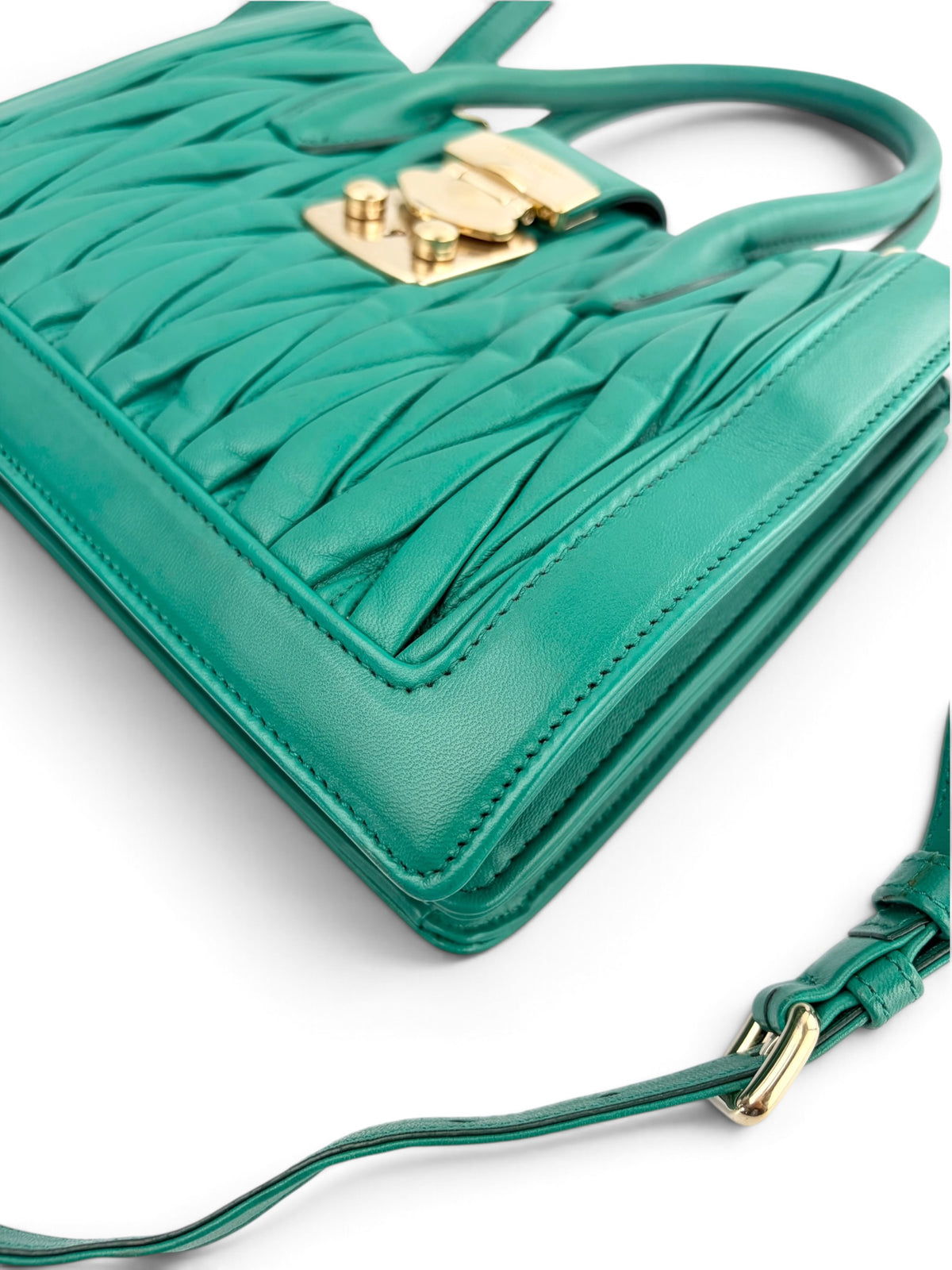 miu-miu-confidential-matelass--nappa-leather-two-way--8