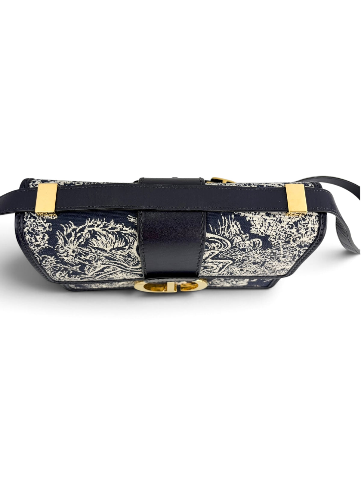 christian-dior-navy-canvas-30-montaigne-flap-bag-3