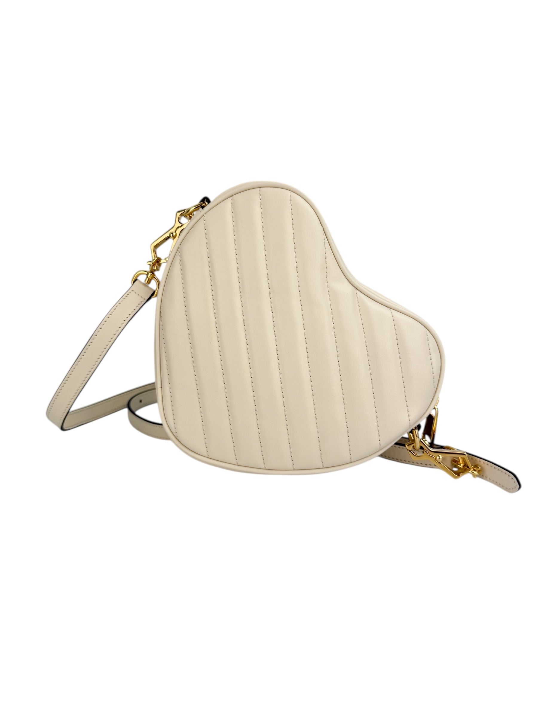 gucci-cloud-white-leather-heart-crossbody-5