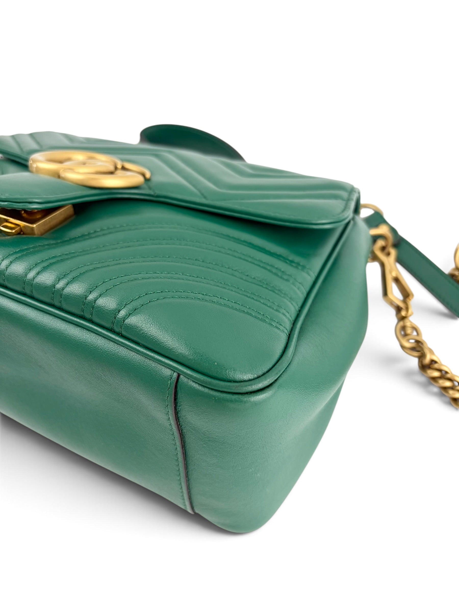 gucci-gg-marmont-medium-top-handle-bag-7