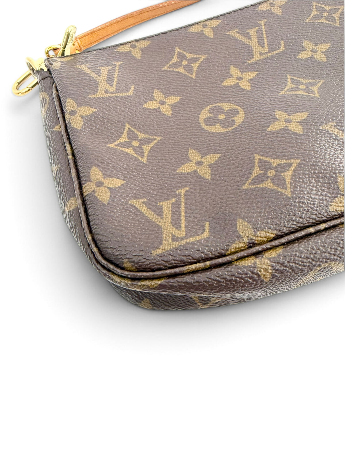 louis-vuitton-vintage-monogram-pochette-8