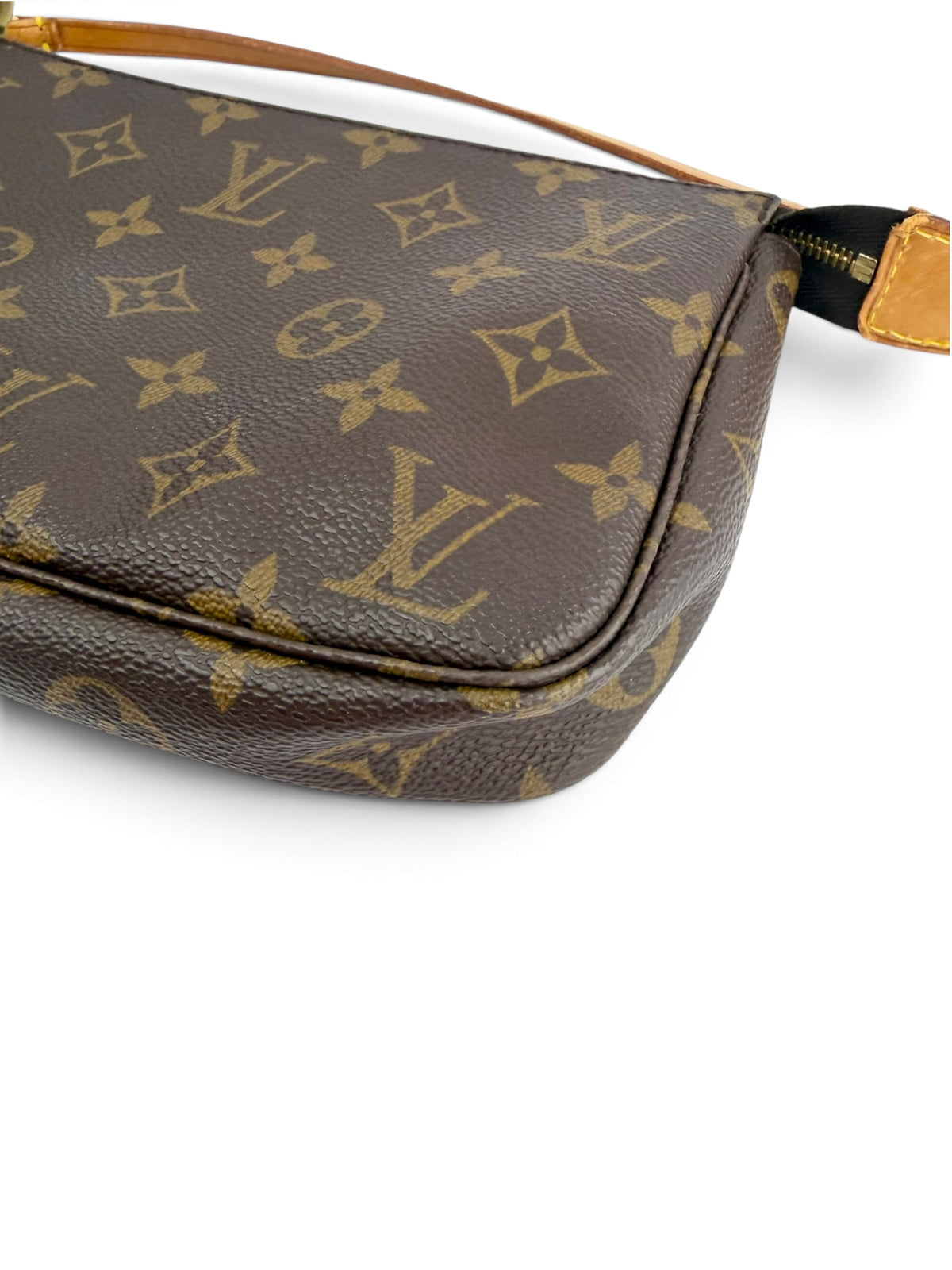 louis-vuitton-vintage-monogram-pochette-7