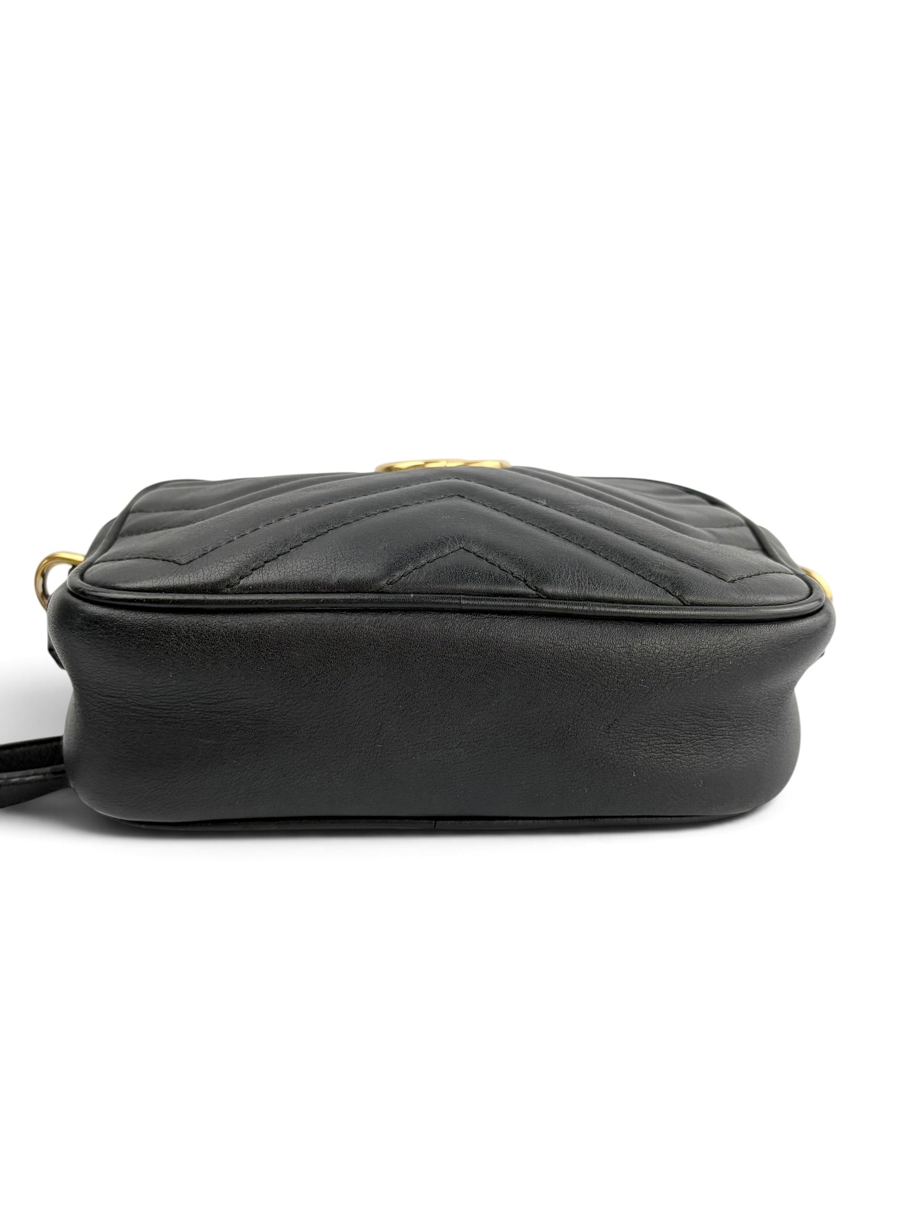 gucci-black-leather-gg-marmont-small-crossbody-5
