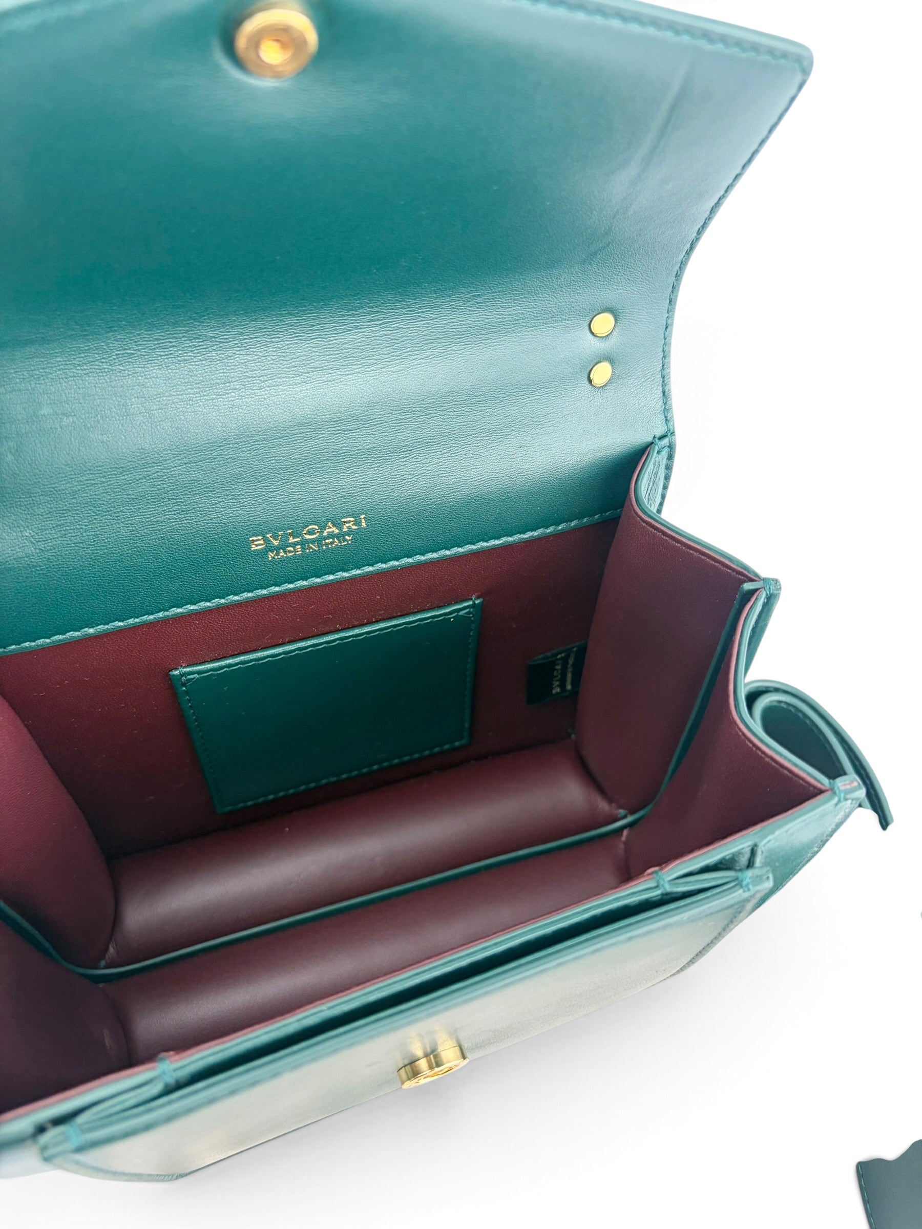 bvlgari-forest-emerald-green-leather-serpenti-forever-11