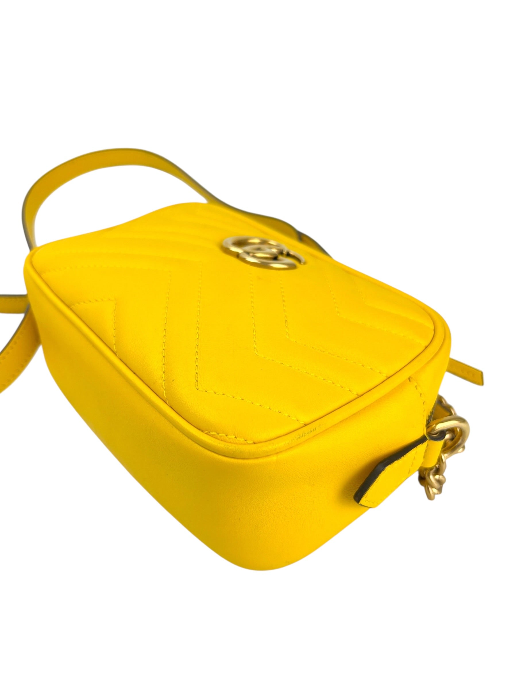 gucci-yellow-leather-mini-marmont-camera-bag--5
