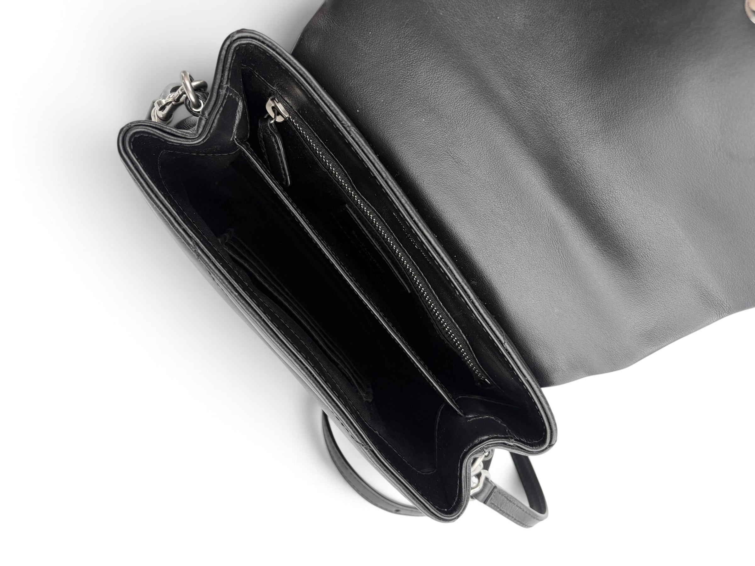 saint-laurent-black-leather-toy-loulou-9