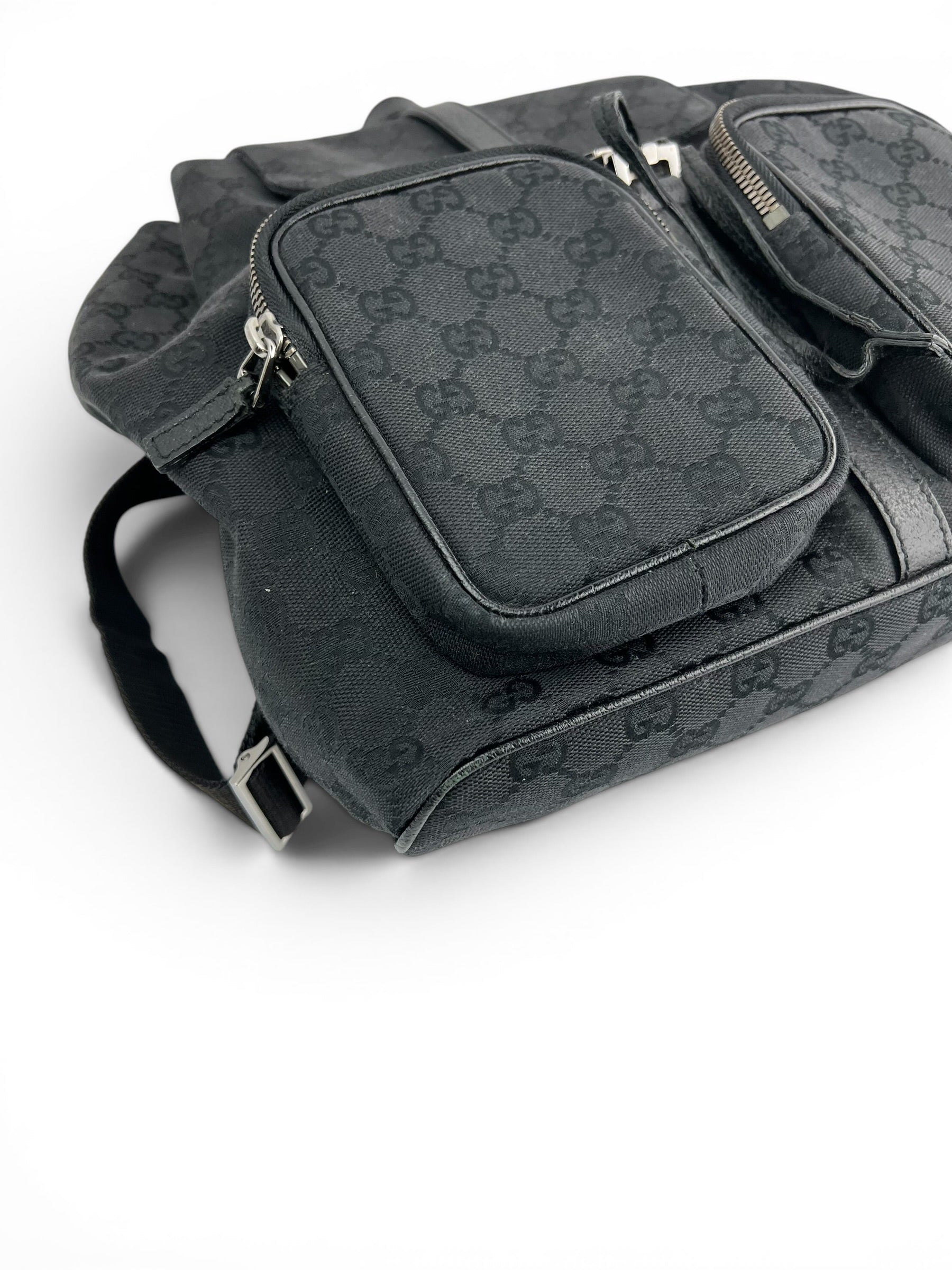 gucci-black-monogram-backpack--7