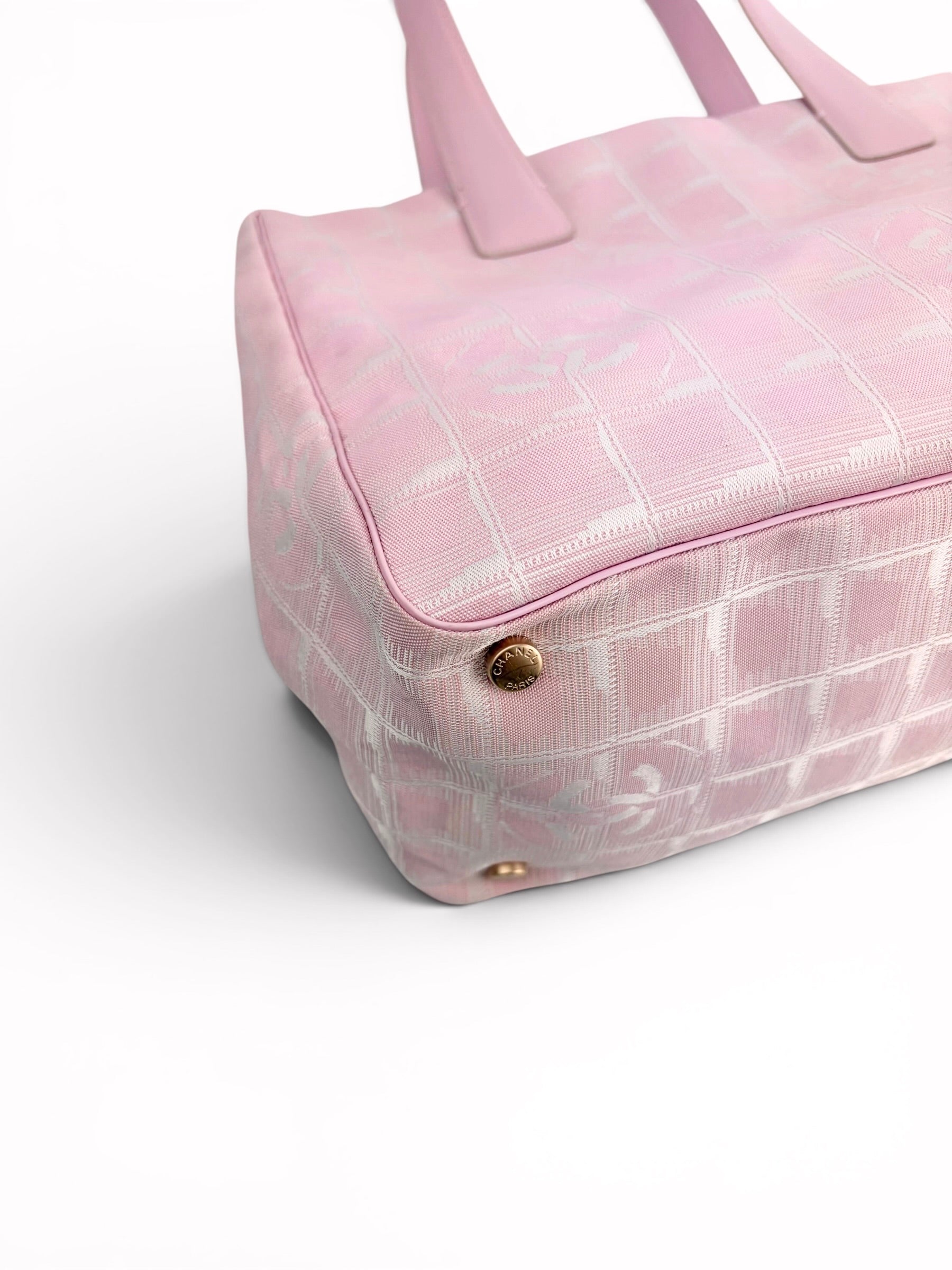 chanel-light-pink-medium-travel-line-tote-7