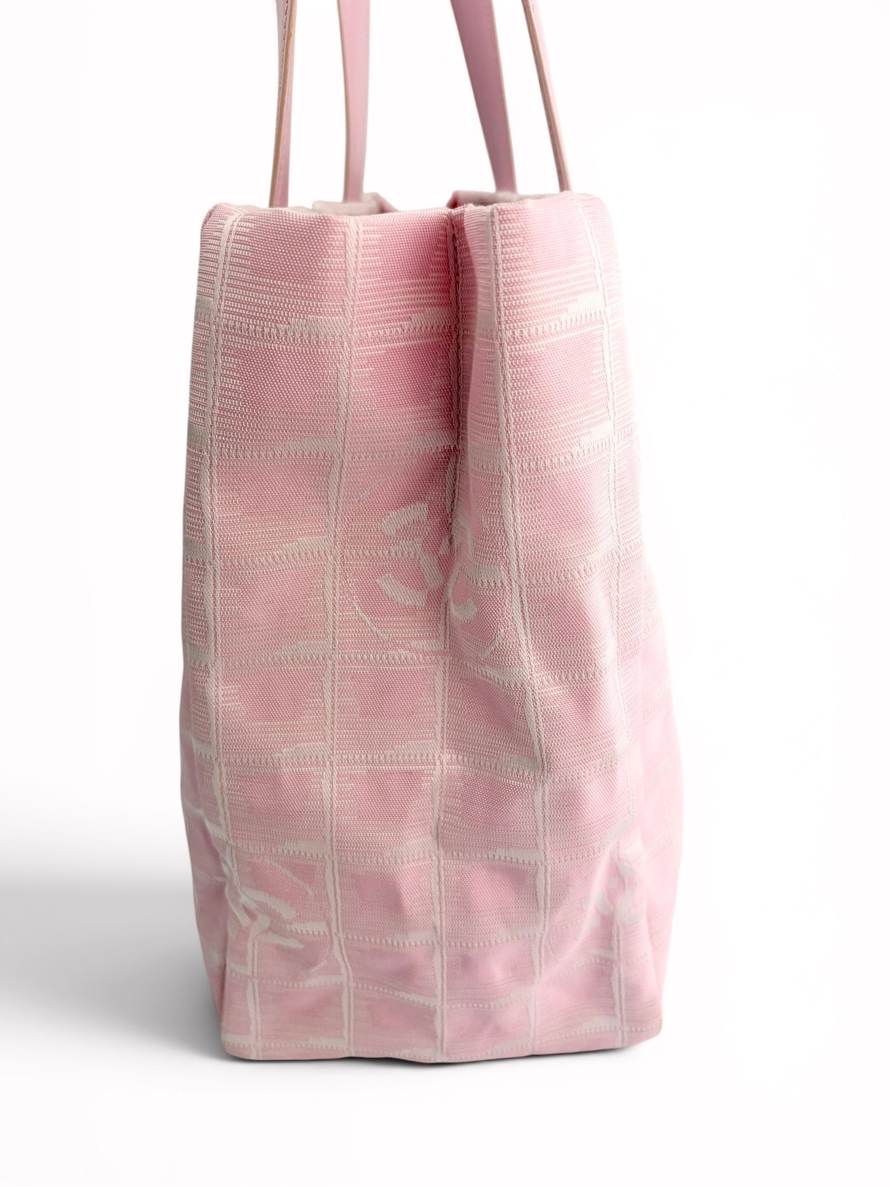 chanel-light-pink-medium-travel-line-tote-3