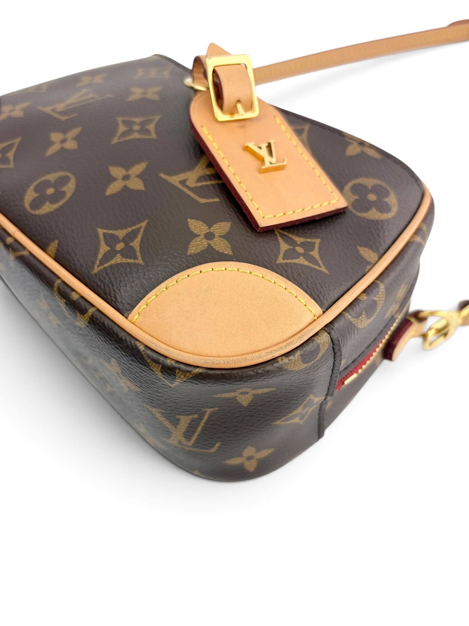 louis-vuitton-monogram-deauville-mini-crossbody---7