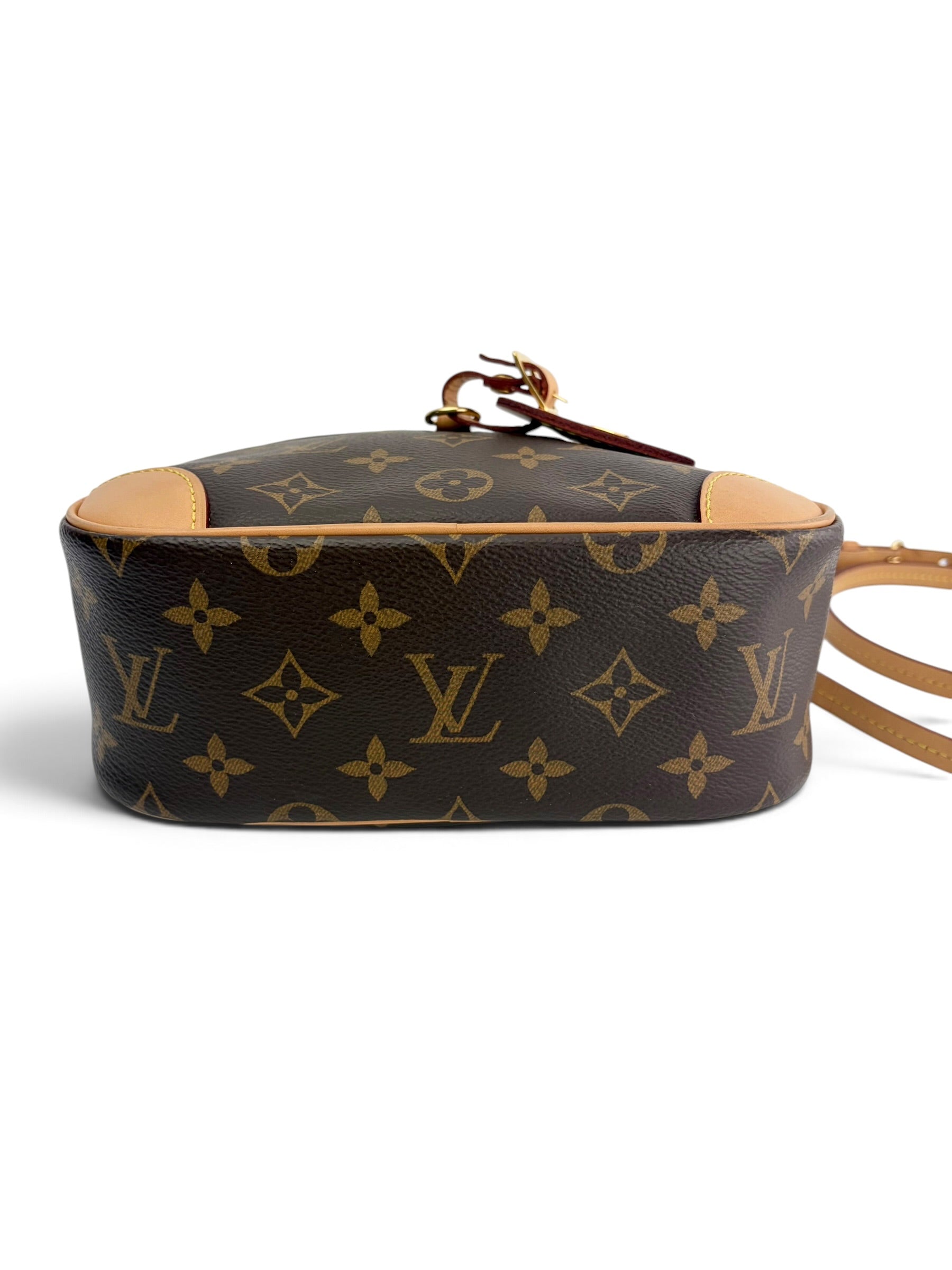 louis-vuitton-monogram-deauville-mini-crossbody---6