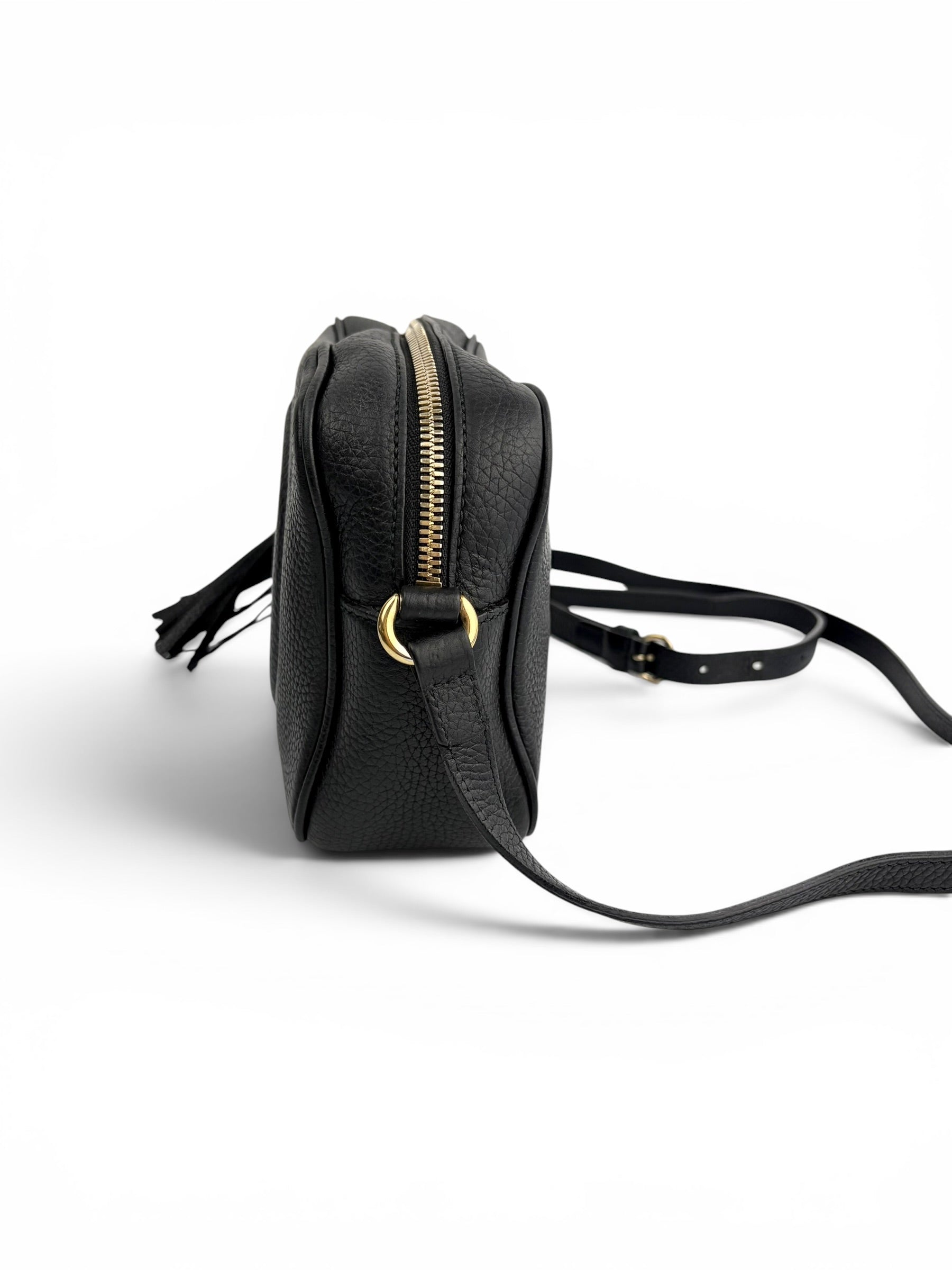 gucci-black-leather-soho-disco-crossbody-3