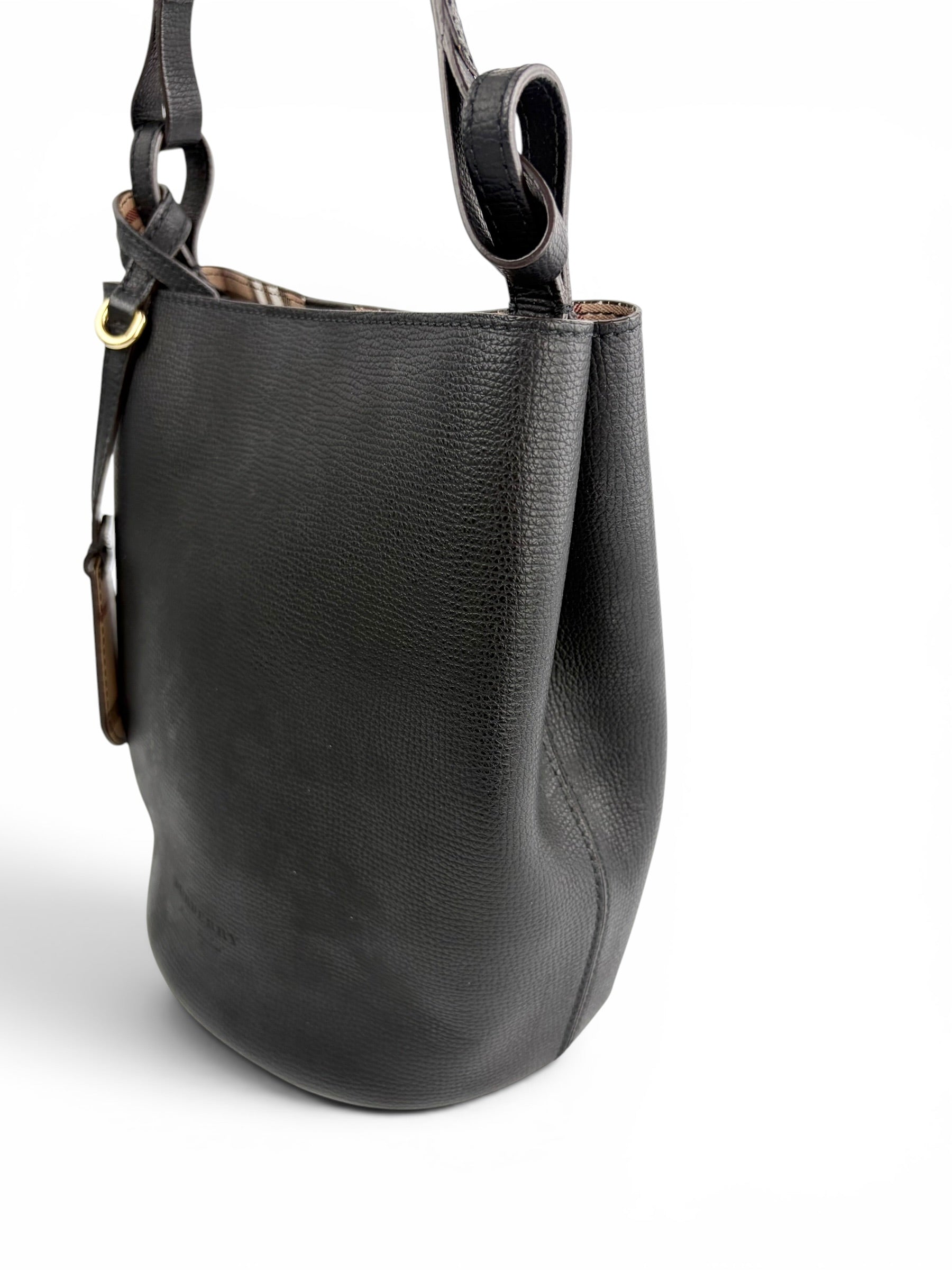 burberry-black-leather-lorne-small-bucket-bag-3