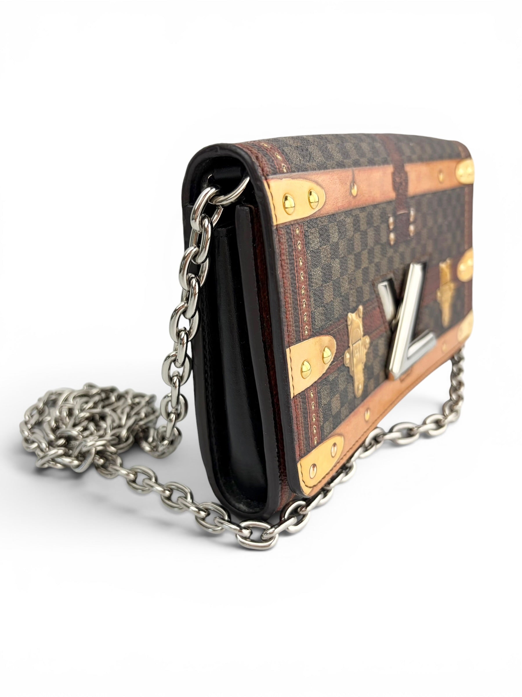 louis-vuitton-limited-edition-damier-time-trunk-twist-chain-woc-1