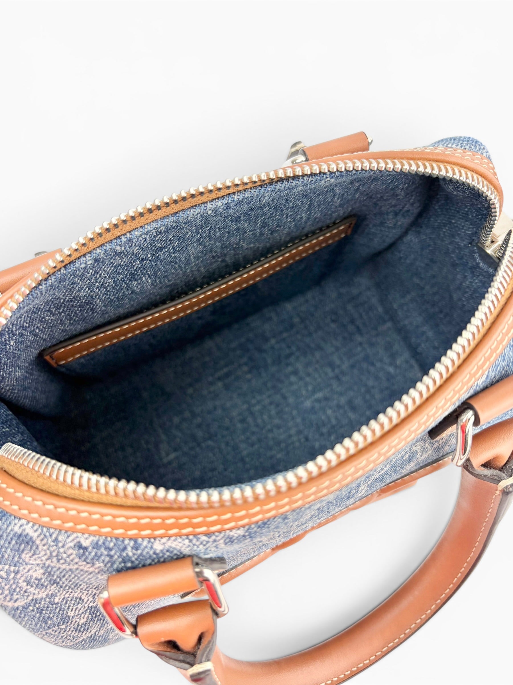 celine-denim-triomphe-25cm-boston-bag-w--strap-9