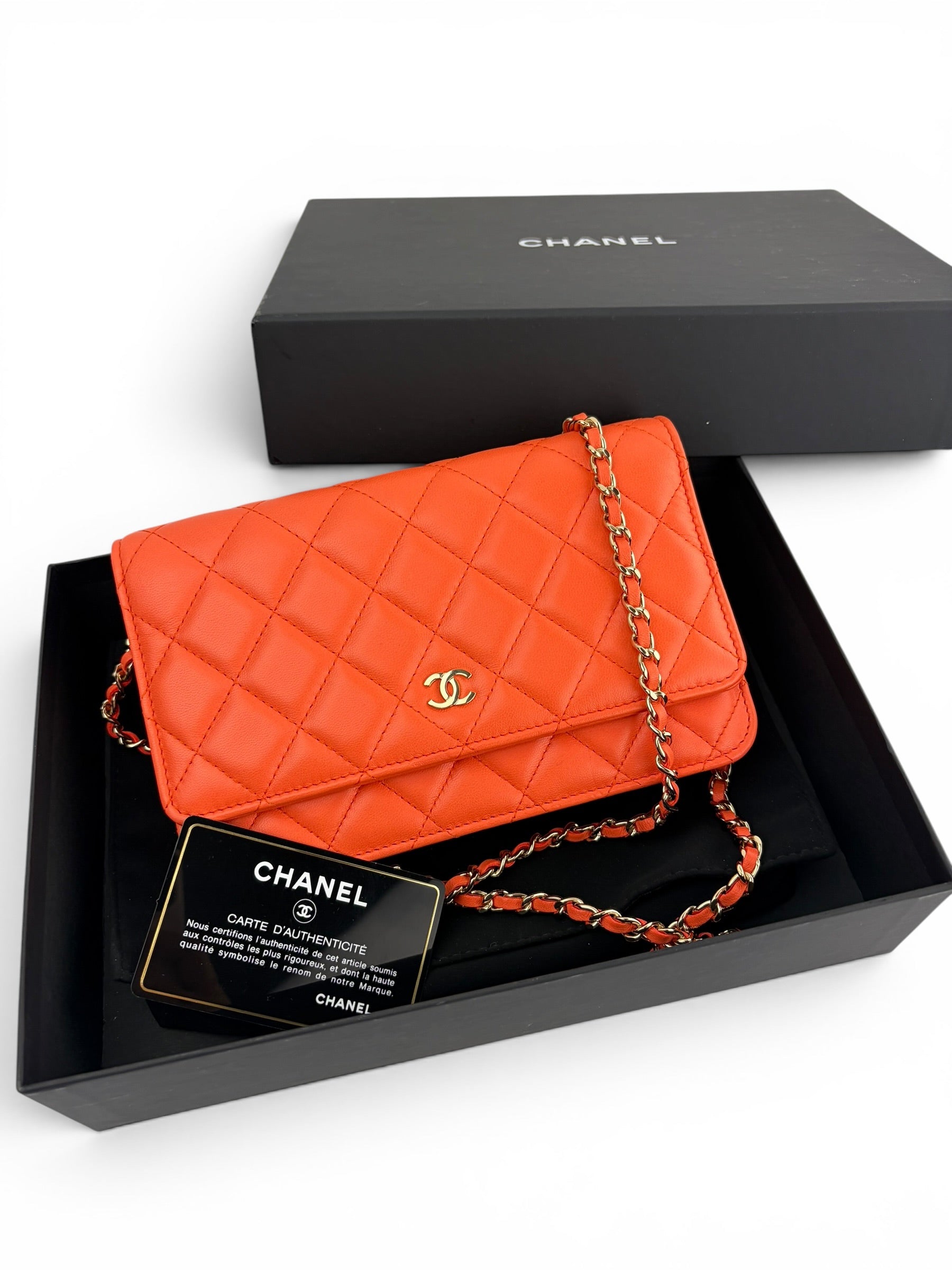 chanel-orange-lambskin-wallet-on-chain--full-set--1