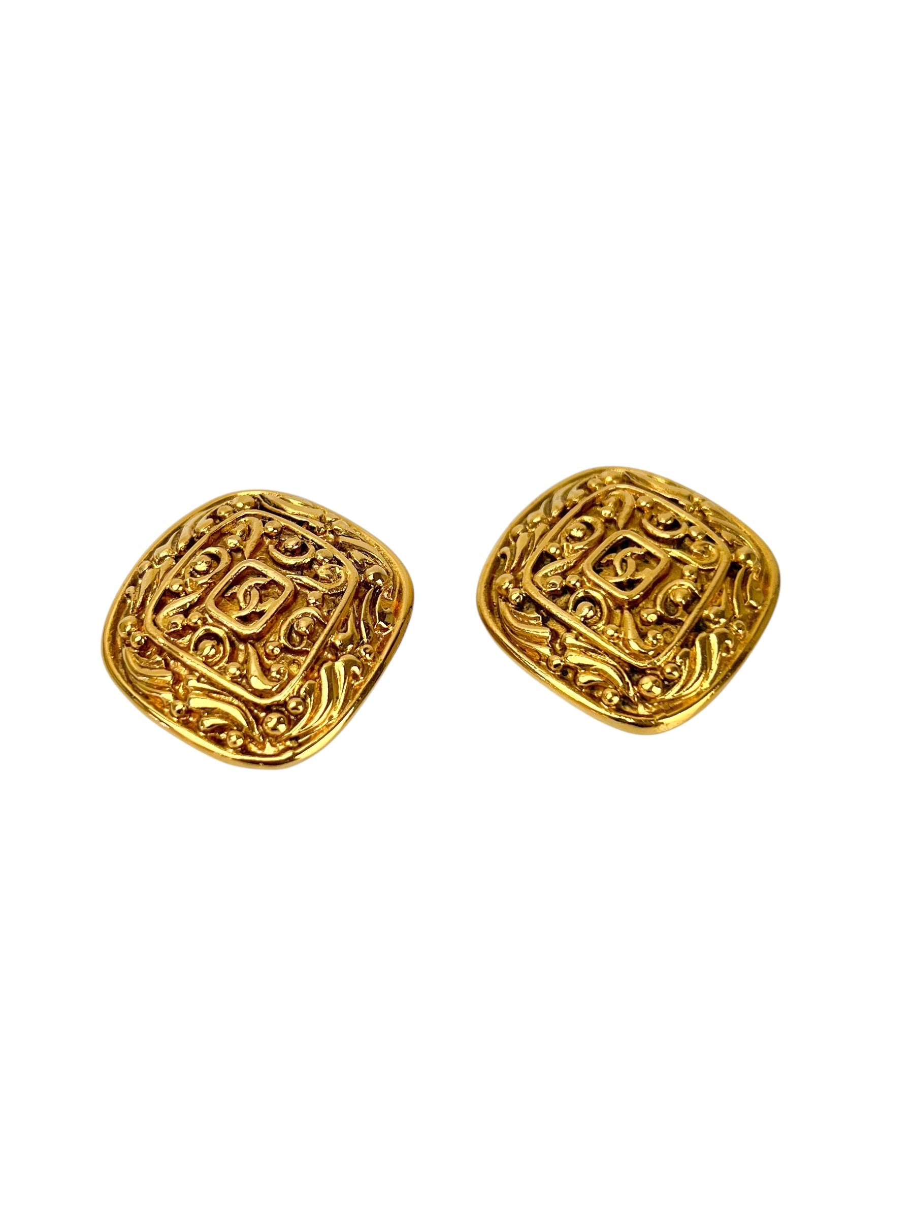 chanel-vintage-filigree-clip-on-earrings-1