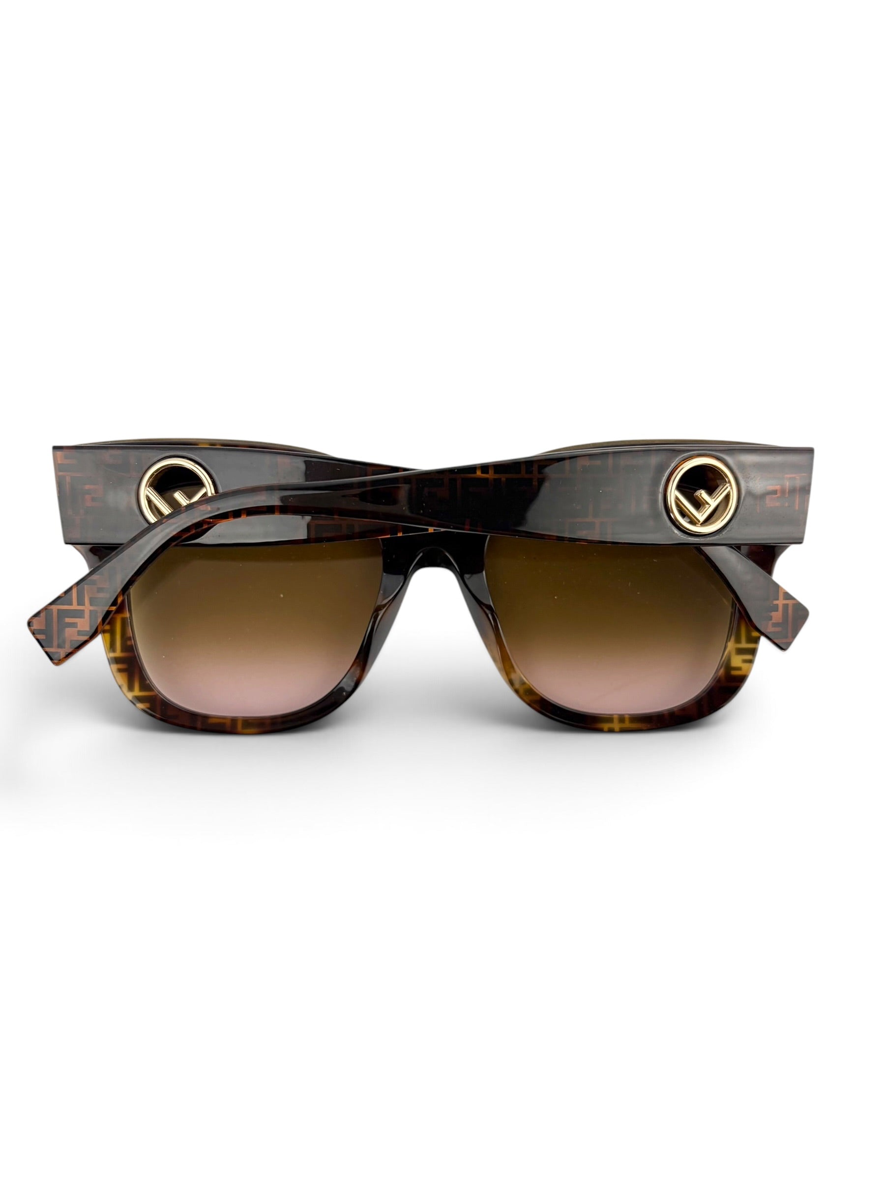 fendi-oversized-zucca-logo-sunglasses---2