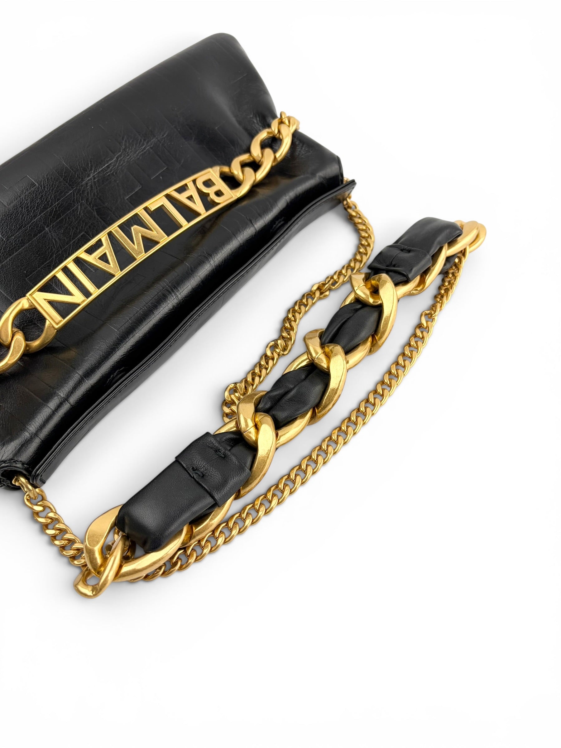 balmain-black-leather-1945-soft-pouch-w--chain-5