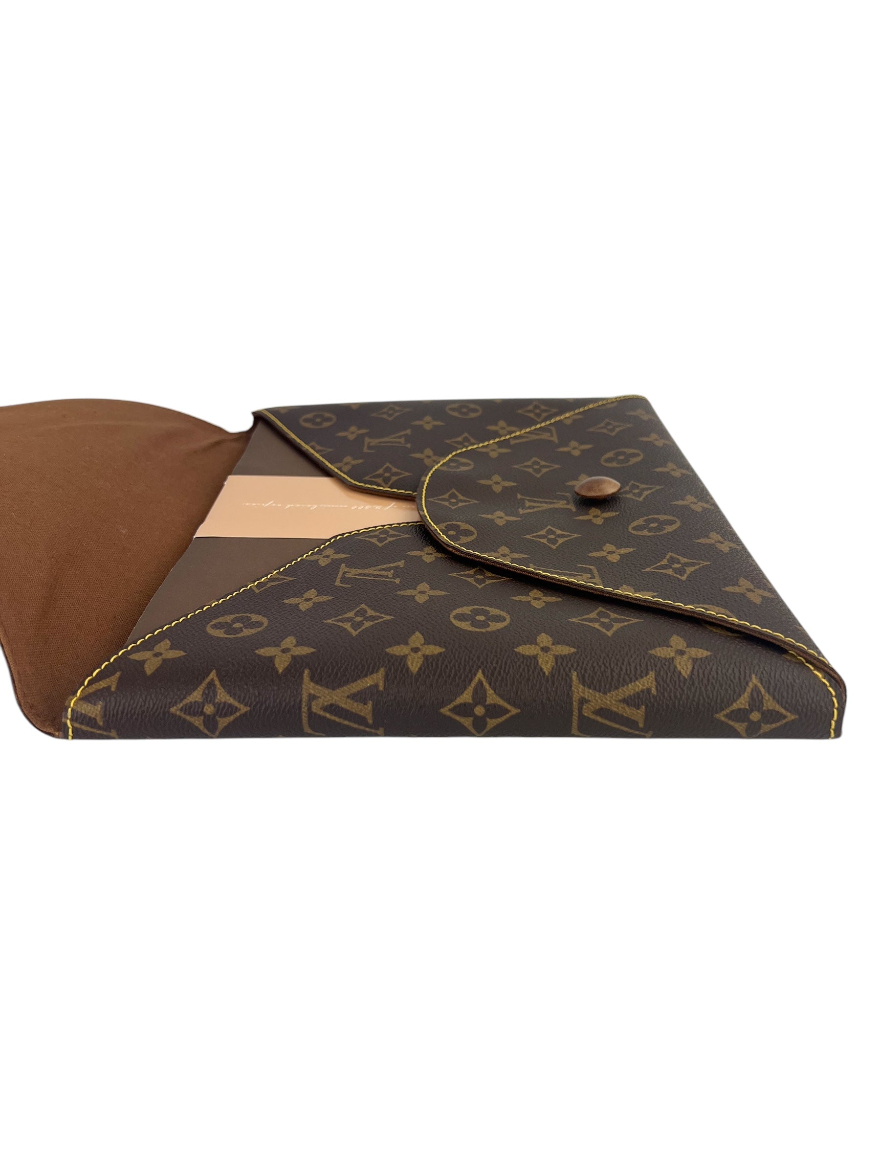 louis-vuitton-visionaire-documents-envelope-7