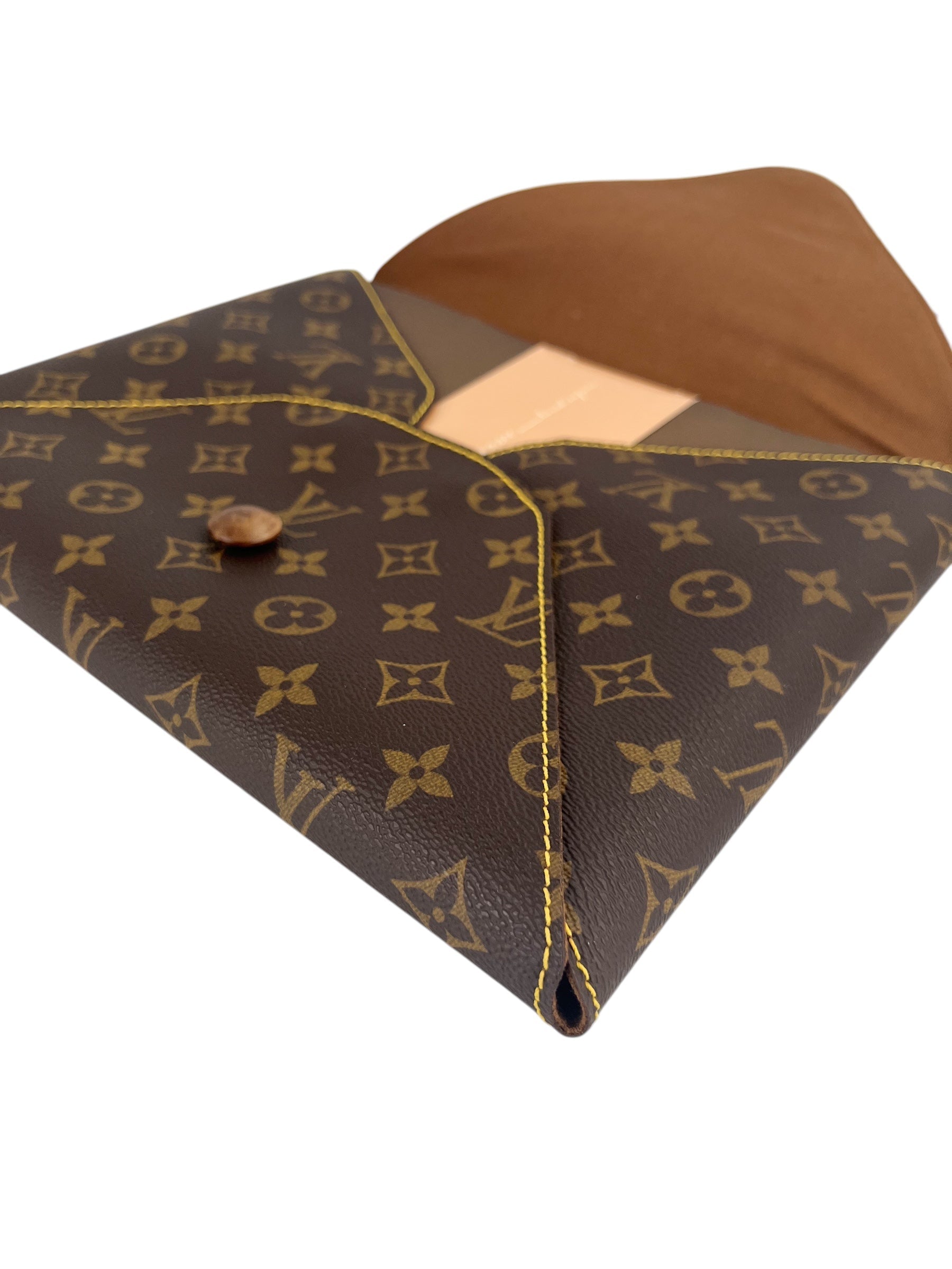 louis-vuitton-visionaire-documents-envelope-4
