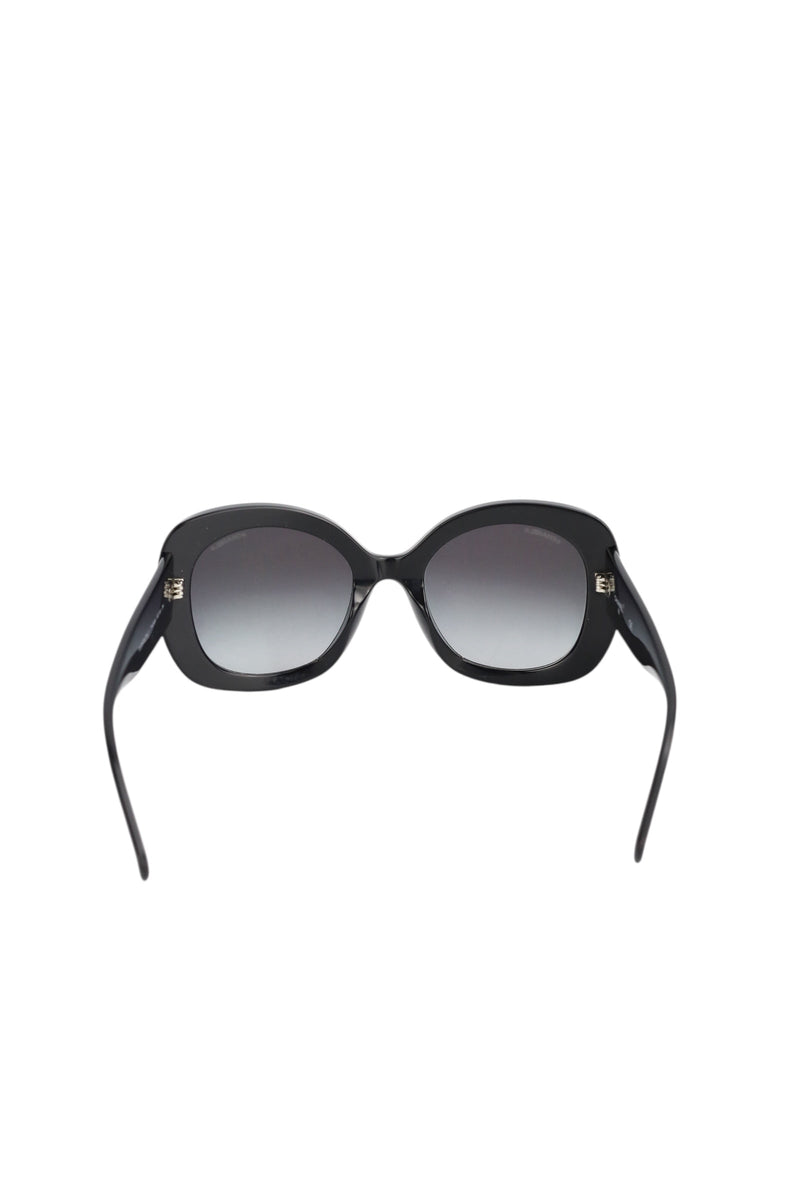 Chanel Black Square Sunglasses (FULL SET)