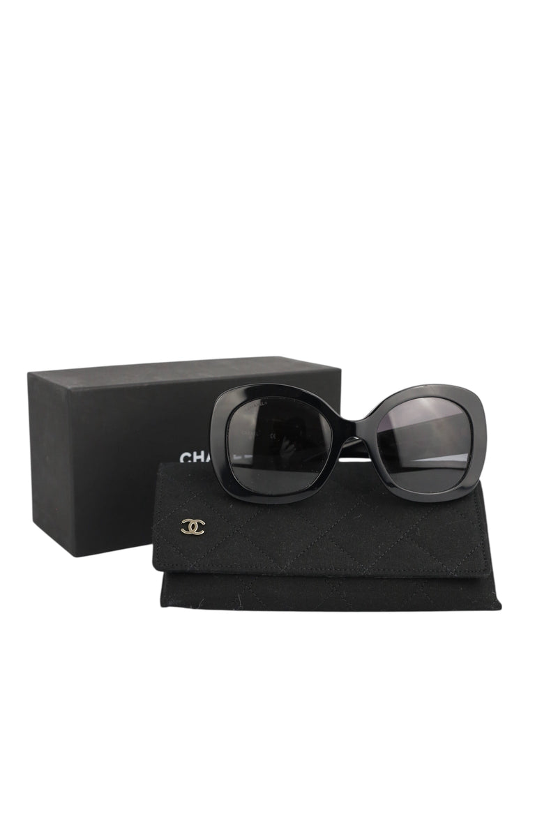 Chanel Black Square Sunglasses (FULL SET)