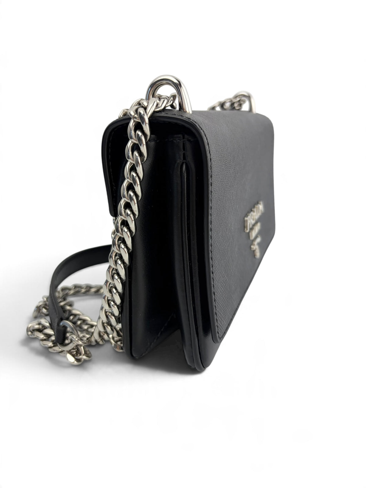 prada-black-leather-crossbody--1