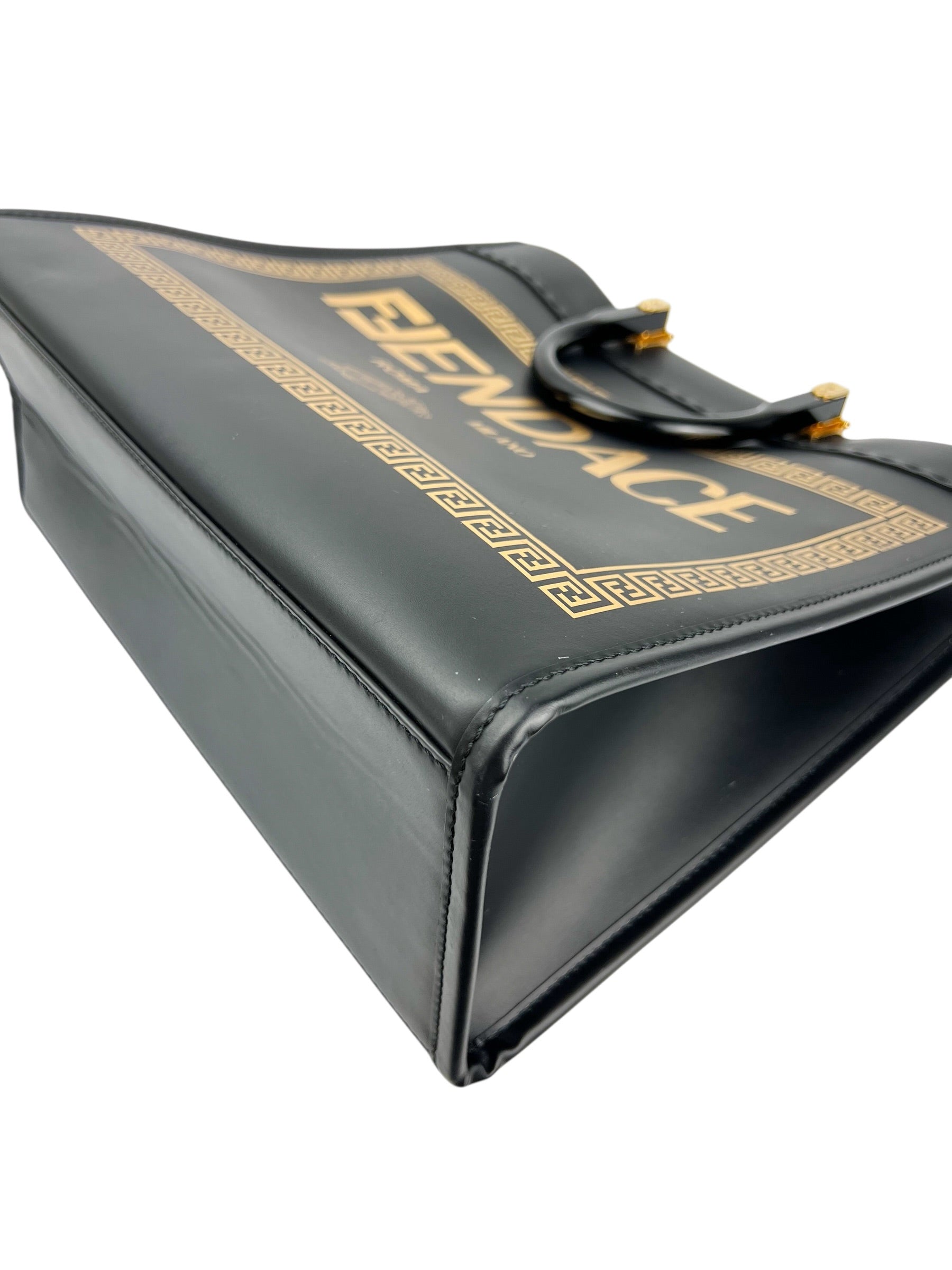 fendace-black-and-gold-leather-sunshine-tote-6