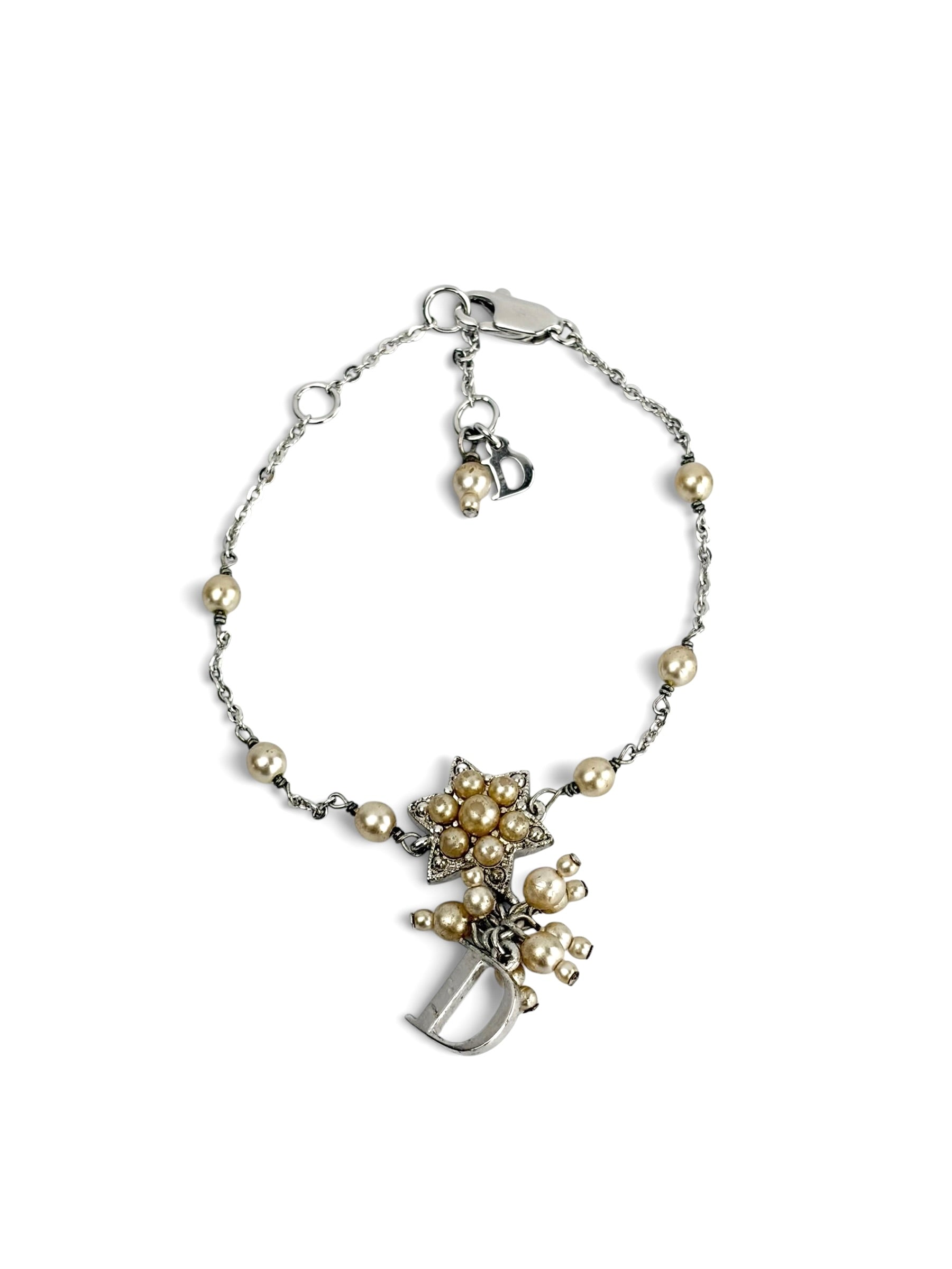 christian-dior-90-s-pearl-star-bracelet-0
