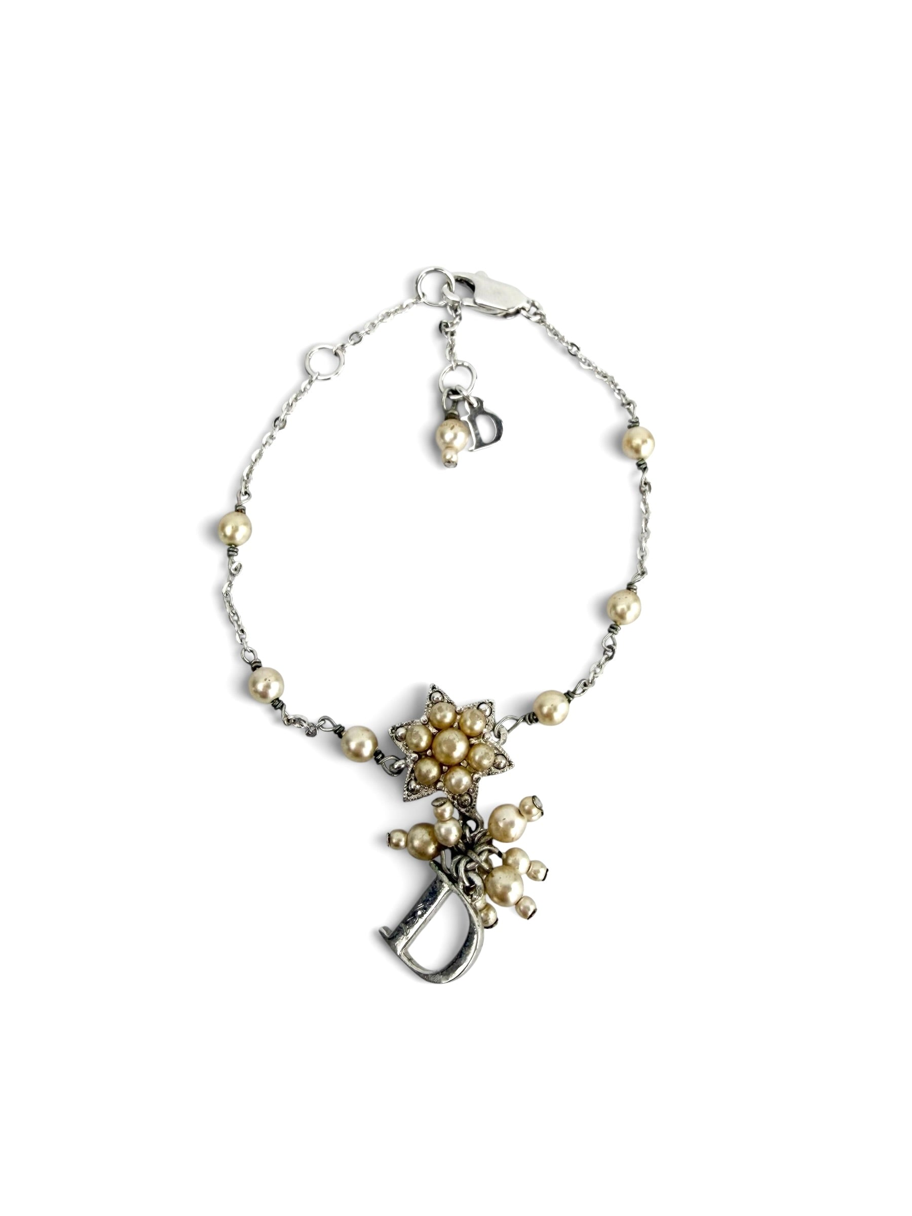 christian-dior-90-s-pearl-star-bracelet-1