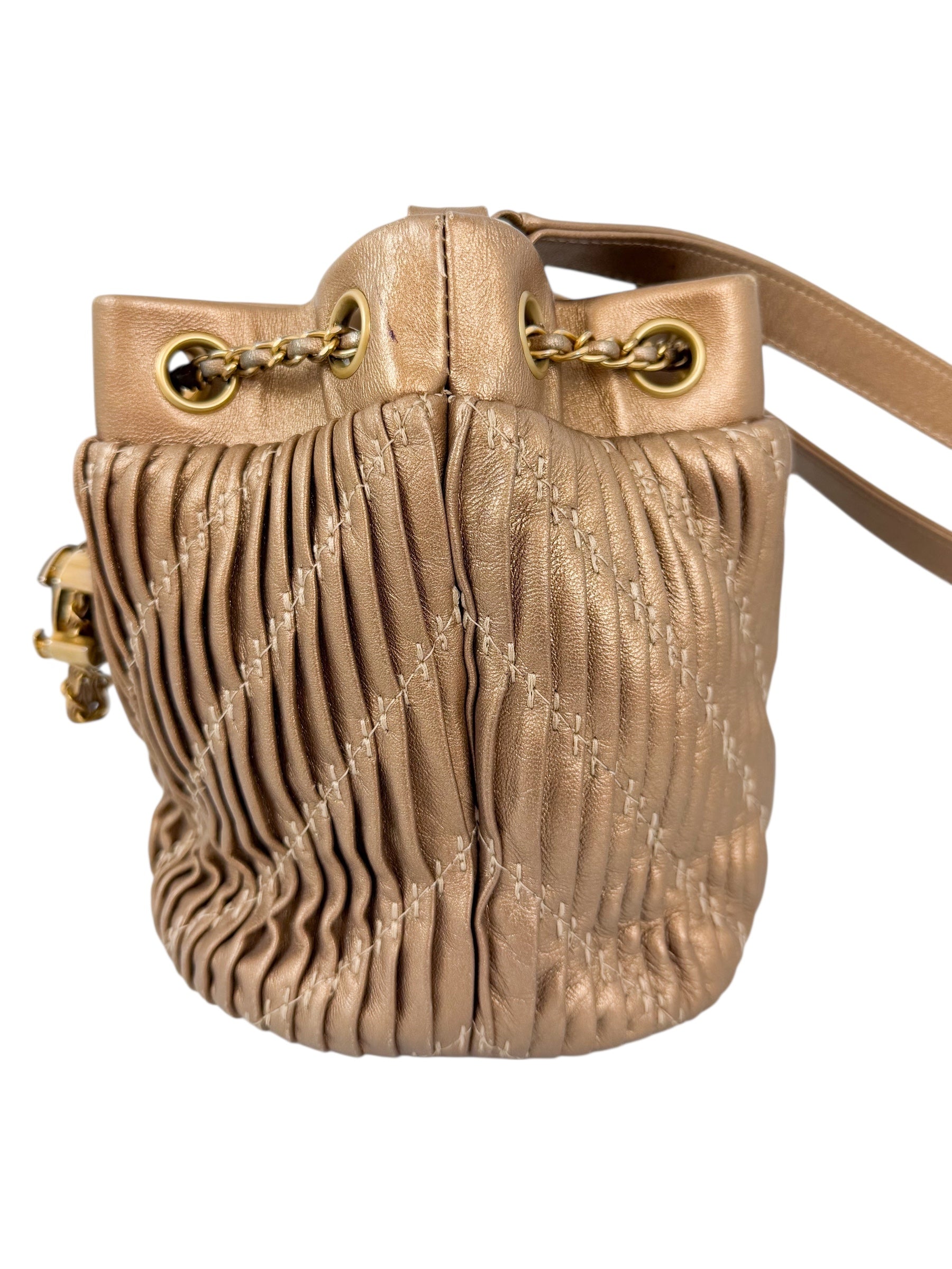 chanel-gold-coco-pleats-lambskin-bucket-bag-1