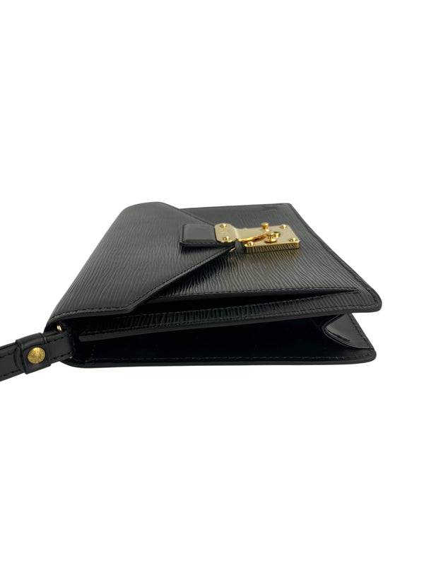Louis Vuitton Black Epi Dragonne Clutch