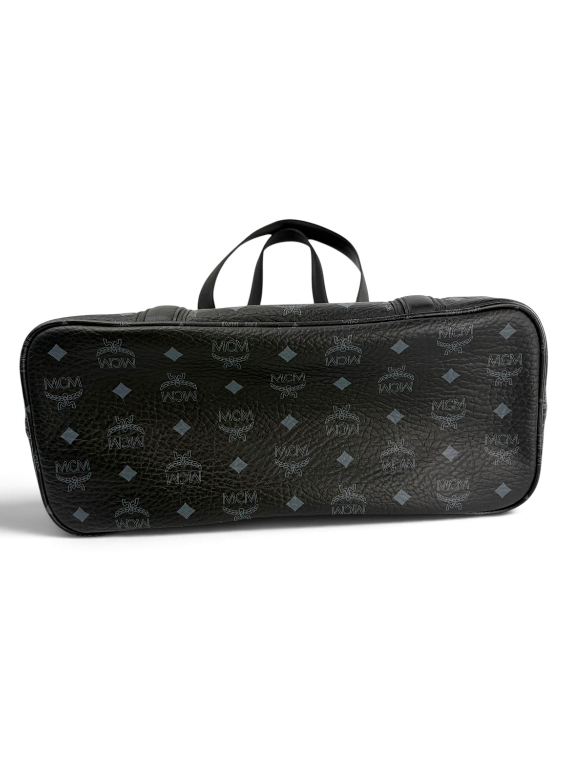mcm-black-visetos-tote-5