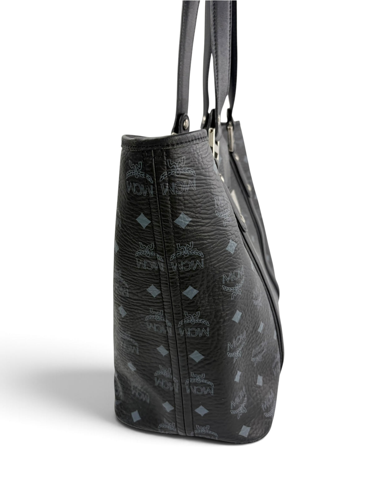 mcm-black-visetos-tote-1