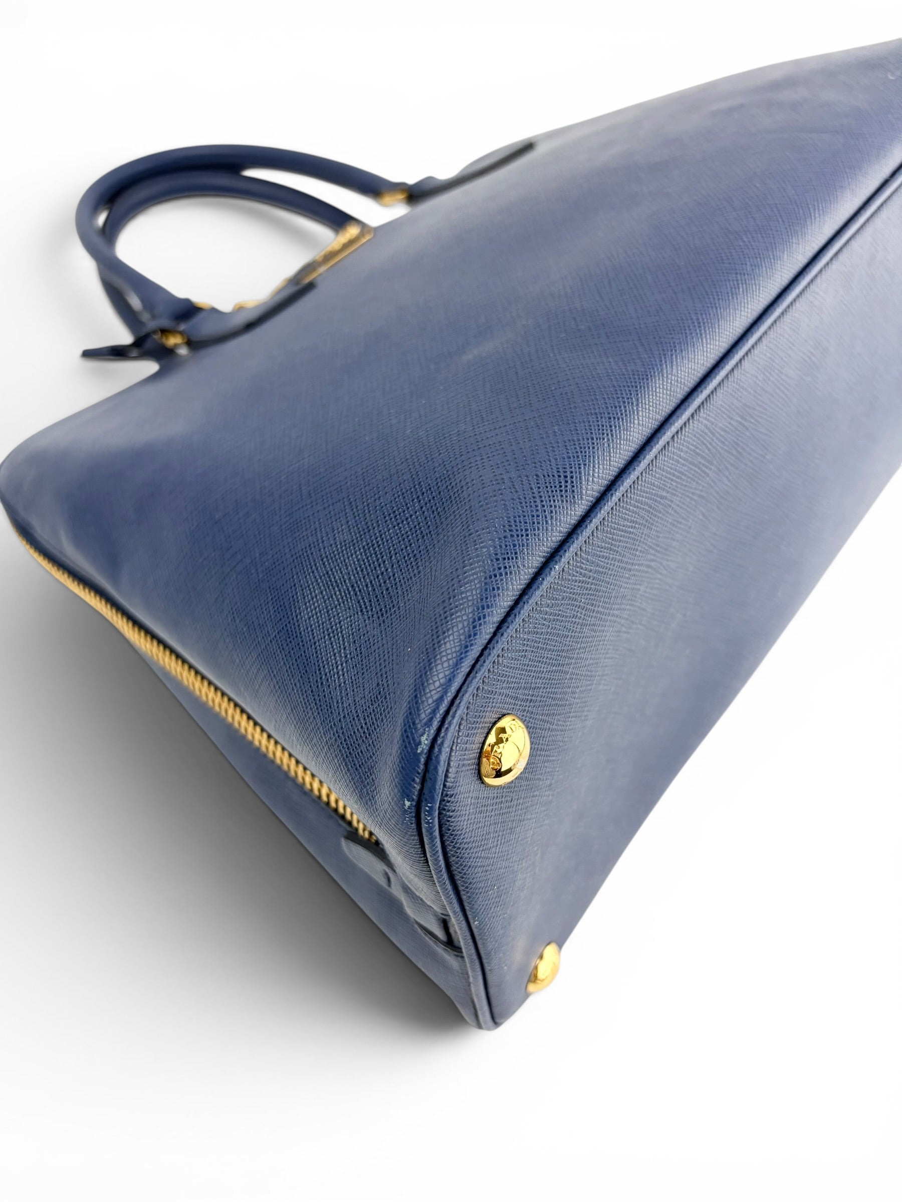 prada-navy-saffiano-leather-promenade-bag-7