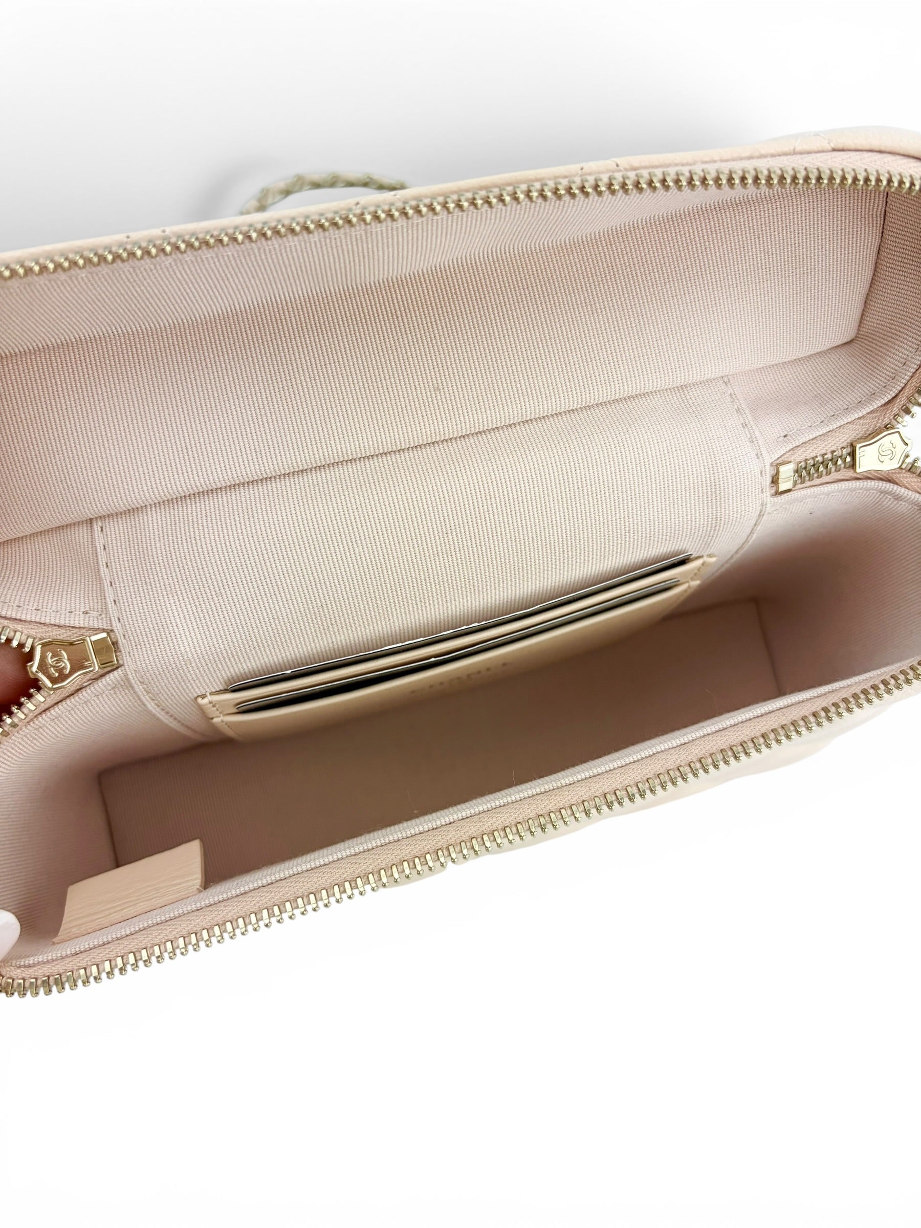 chanel-top-handle-slim-vanity-case-w--chain-9