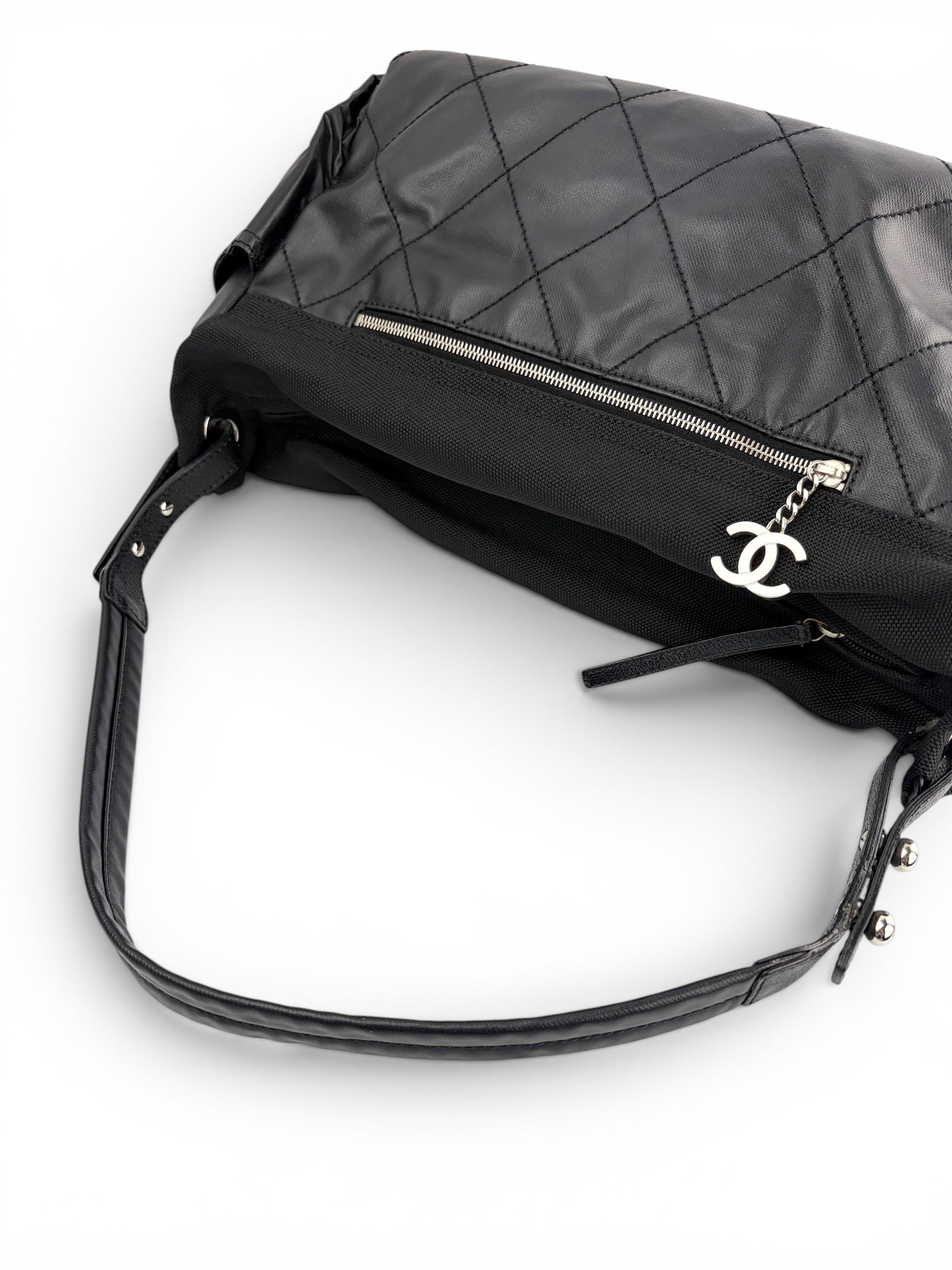 chanel-black-paris-biarritz-hobo-4