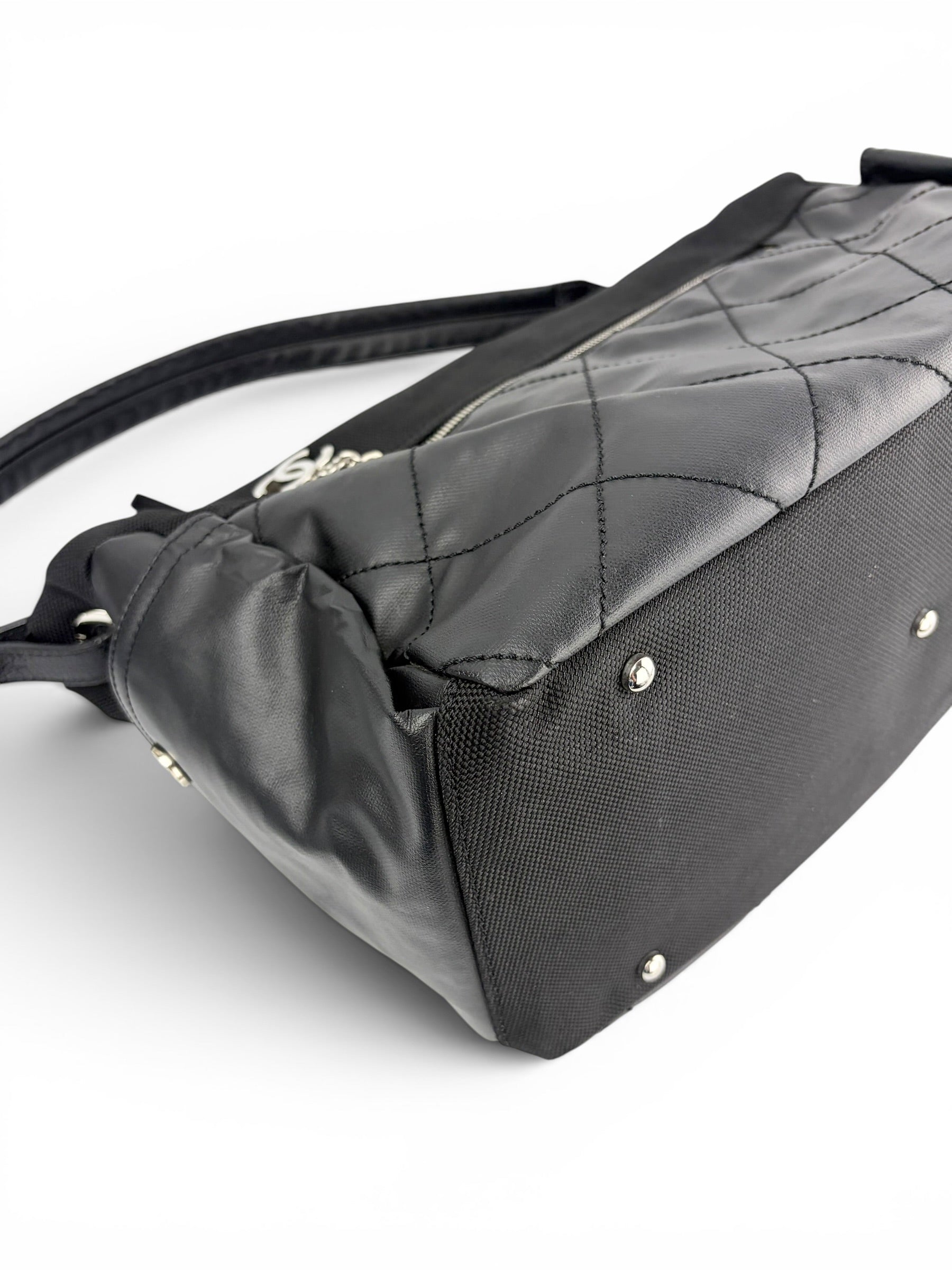 chanel-black-paris-biarritz-hobo-7