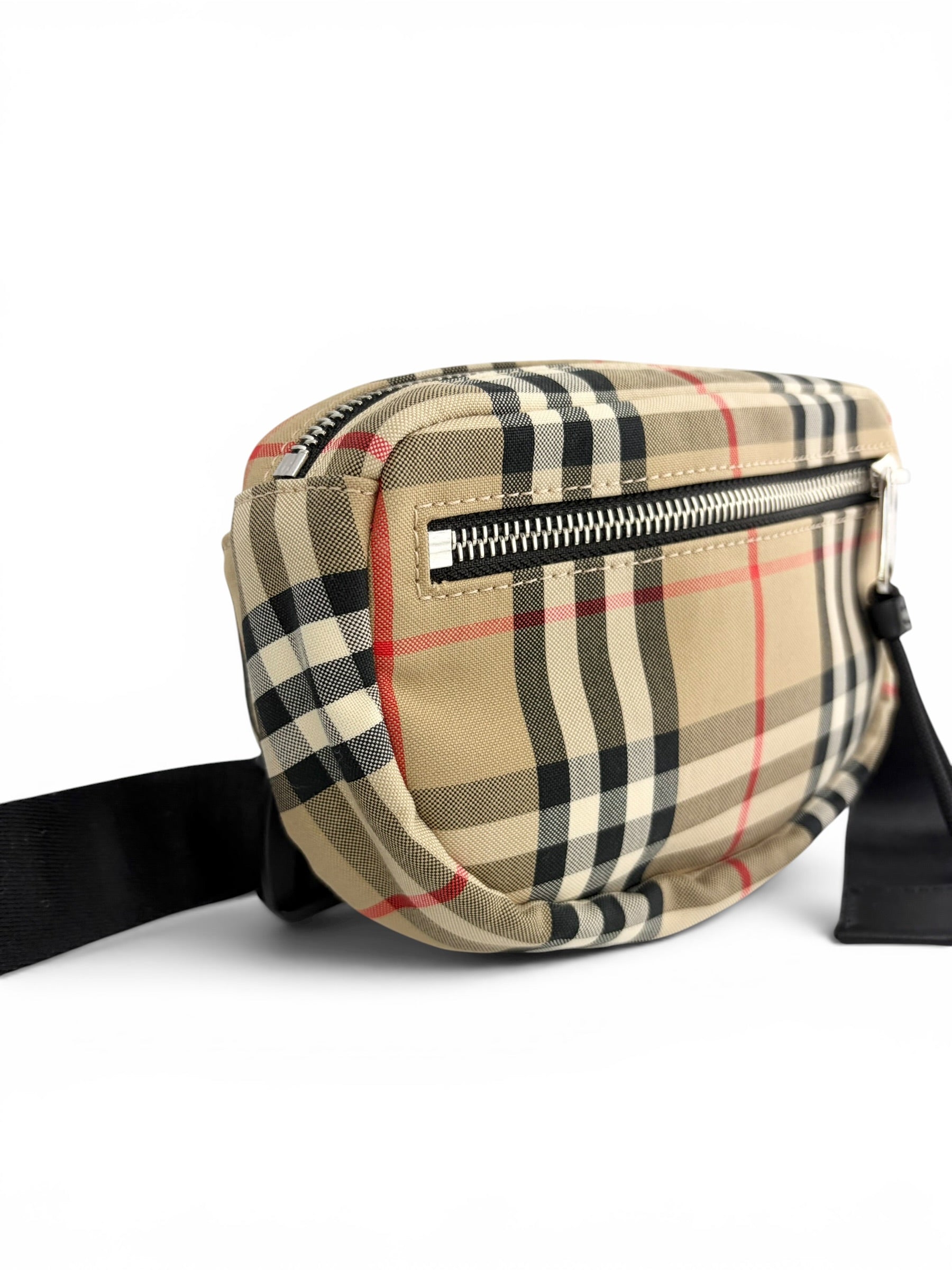 burberry-nylon-check-bumbag--2